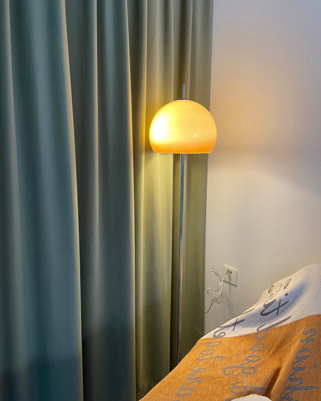 FENWICK FUNGAL RADIANCE LAMP