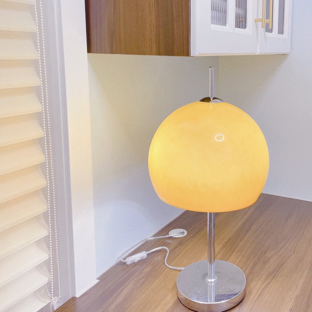 WINTHROP MUSHROOM-SHAPED AMBER LAMP