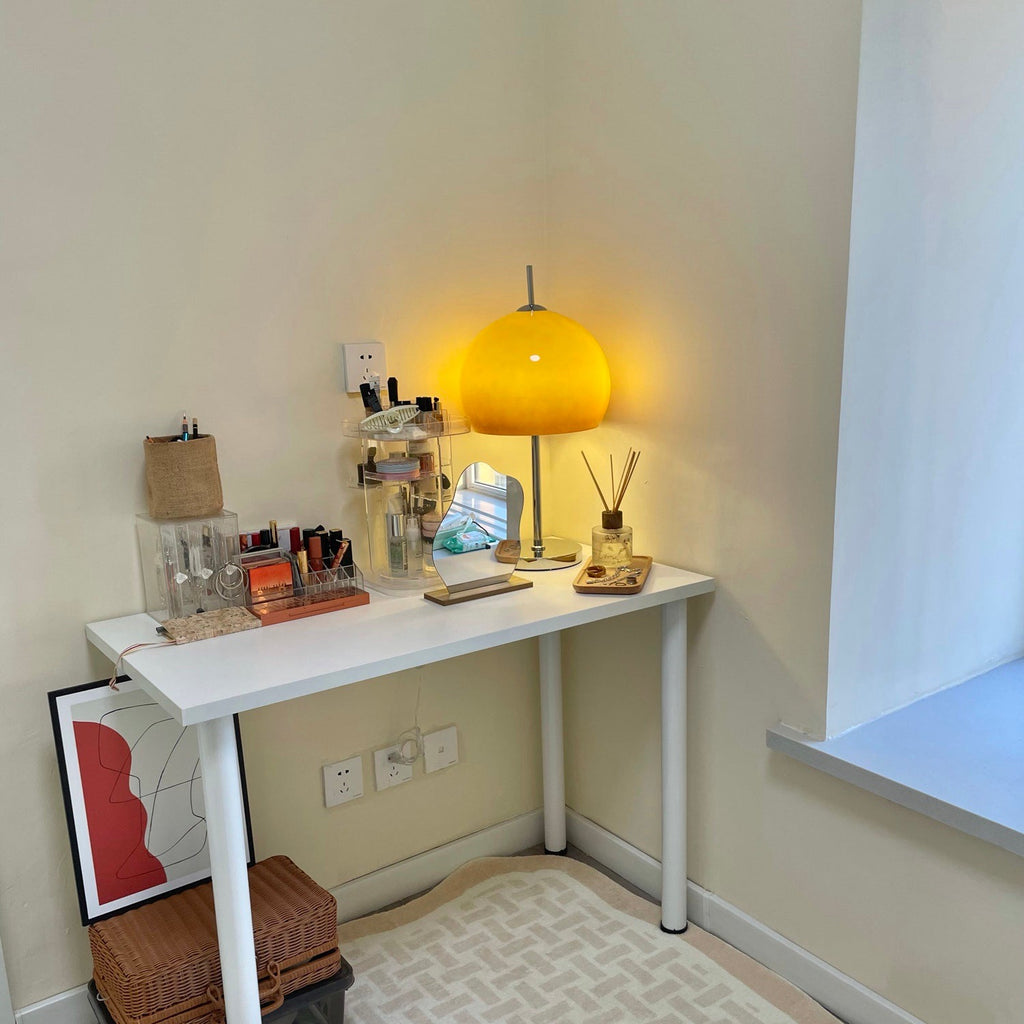 WINTHROP MUSHROOM-SHAPED AMBER LAMP
