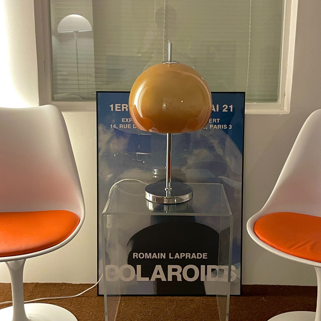 WINTHROP MUSHROOM-SHAPED AMBER LAMP
