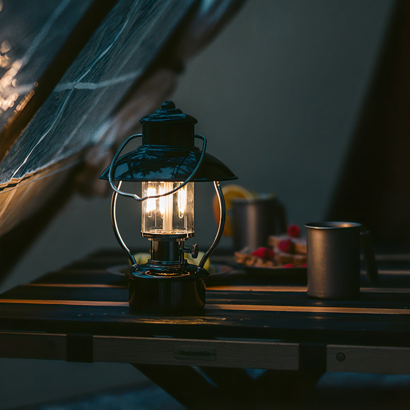 FENWICK HARMONY OUTDOOR GLOW TABLE LANTERN