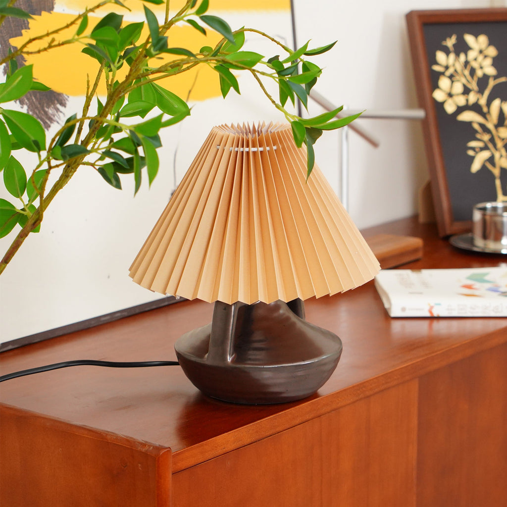 Winthrop Folds Table Illumination