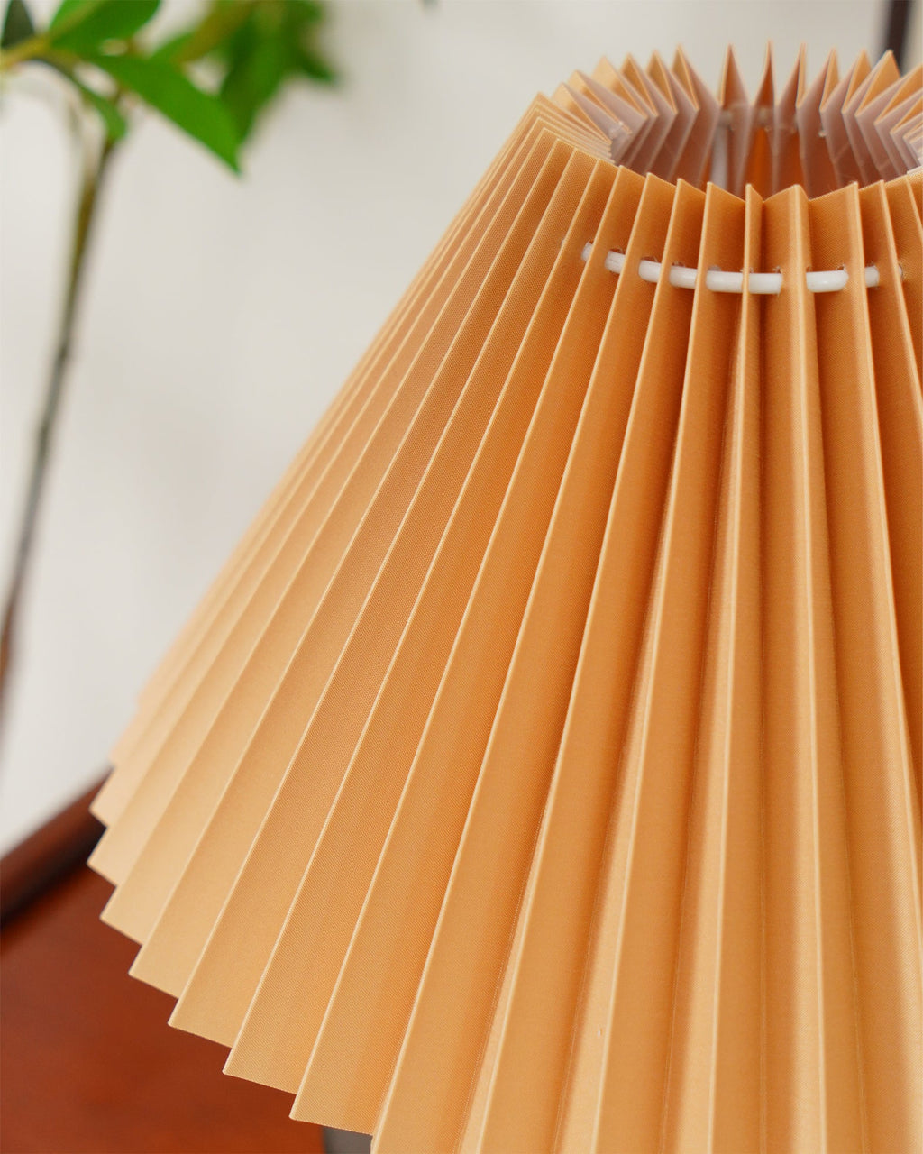Winthrop Folds Table Illumination