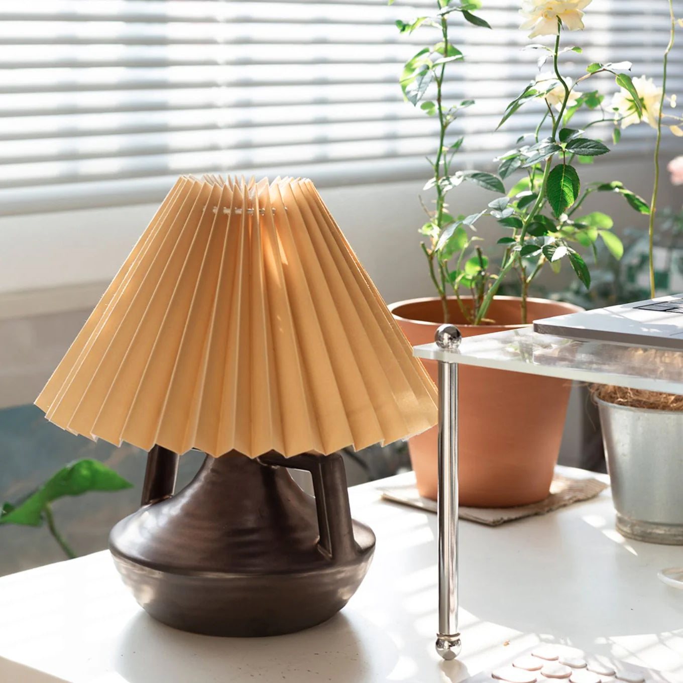 Winthrop Folds Table Illumination