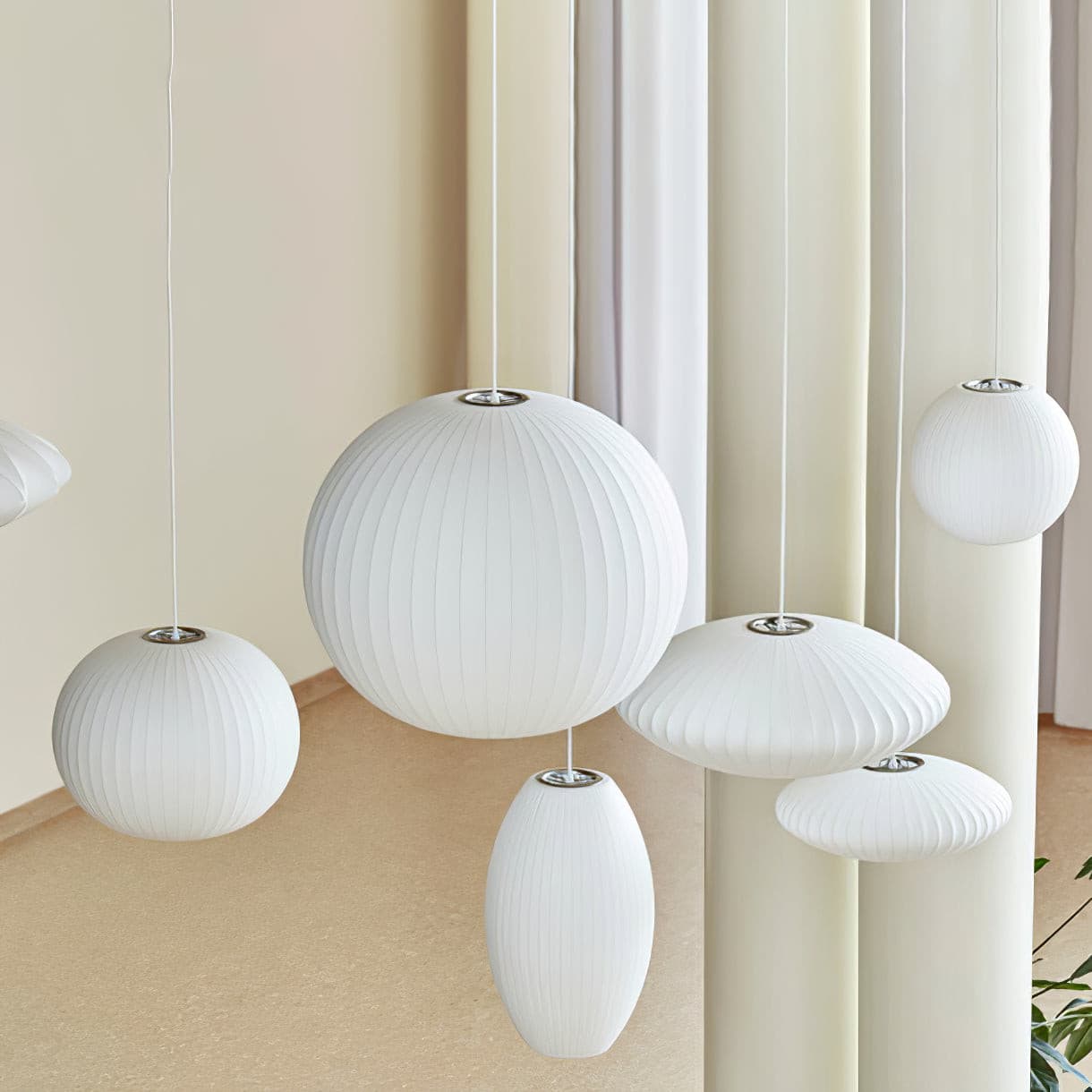 CHARLESTON BUBBLE GLASS HANGING LANTERN