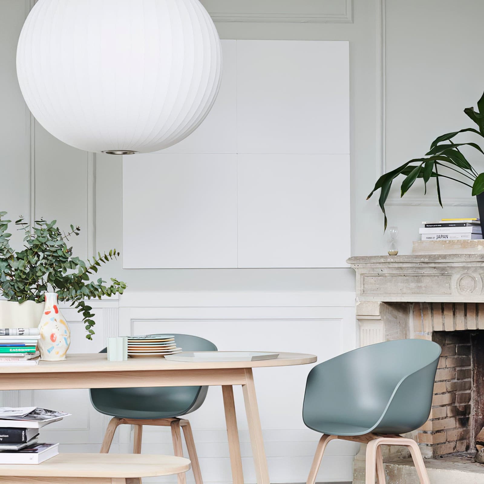 CHARLESTON BUBBLE GLASS HANGING LANTERN