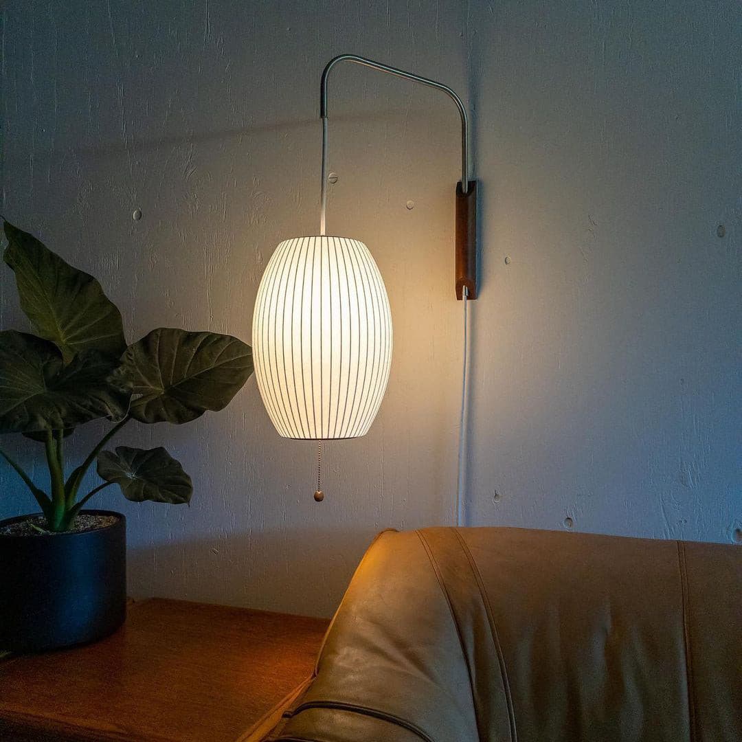 THISTLEWOOD GLOWING WALL SCONCE