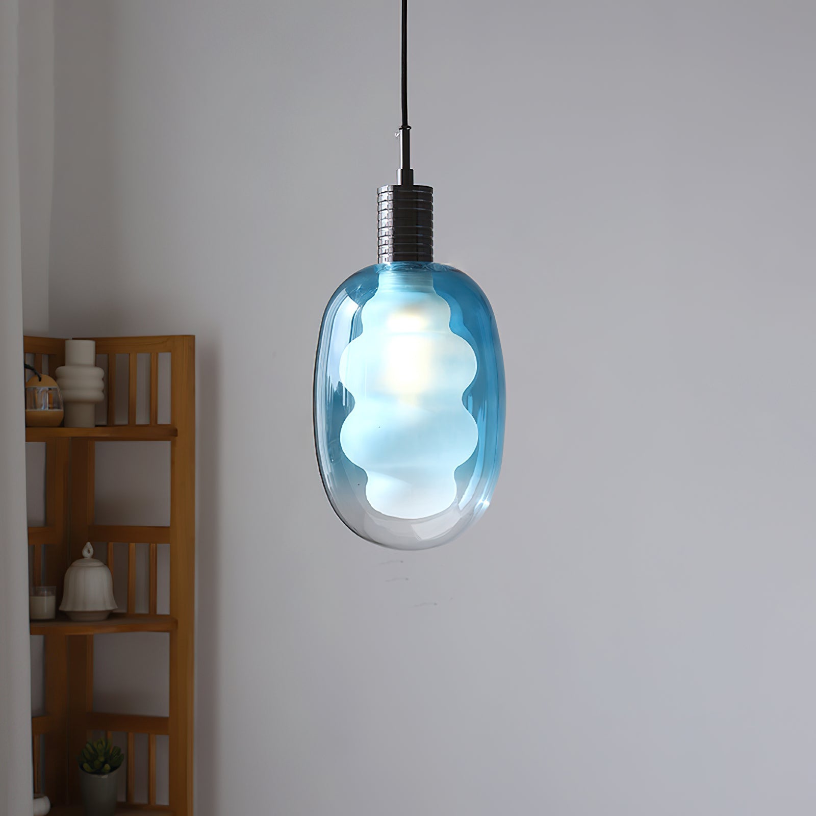 RAVENSDALE HANGING LANTERN