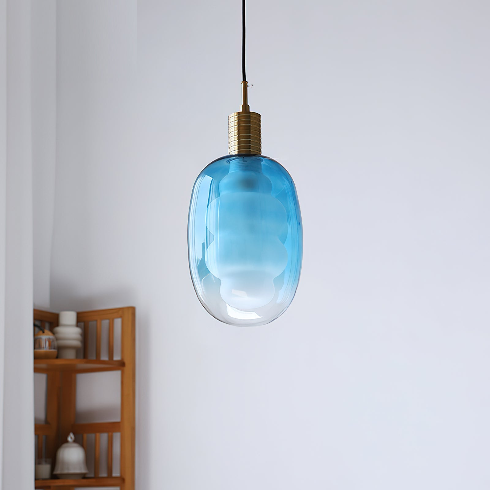 RAVENSDALE HANGING LANTERN