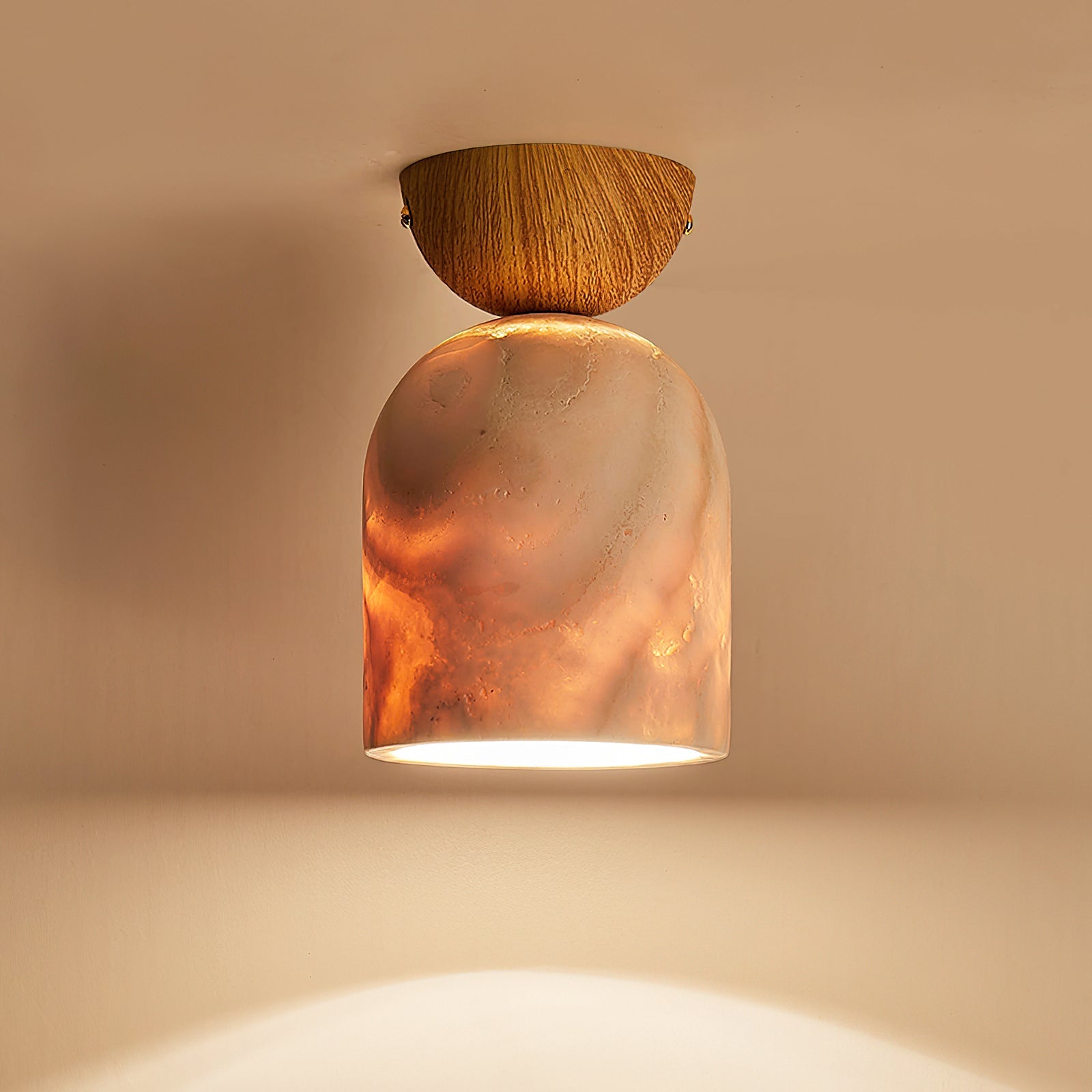 VANDERBILT TRAVERTINE LUMINAIRE