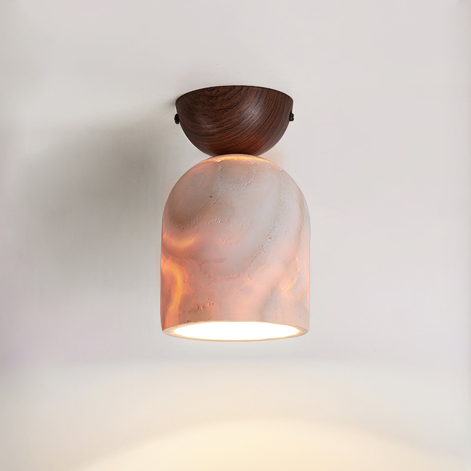 VANDERBILT TRAVERTINE LUMINAIRE