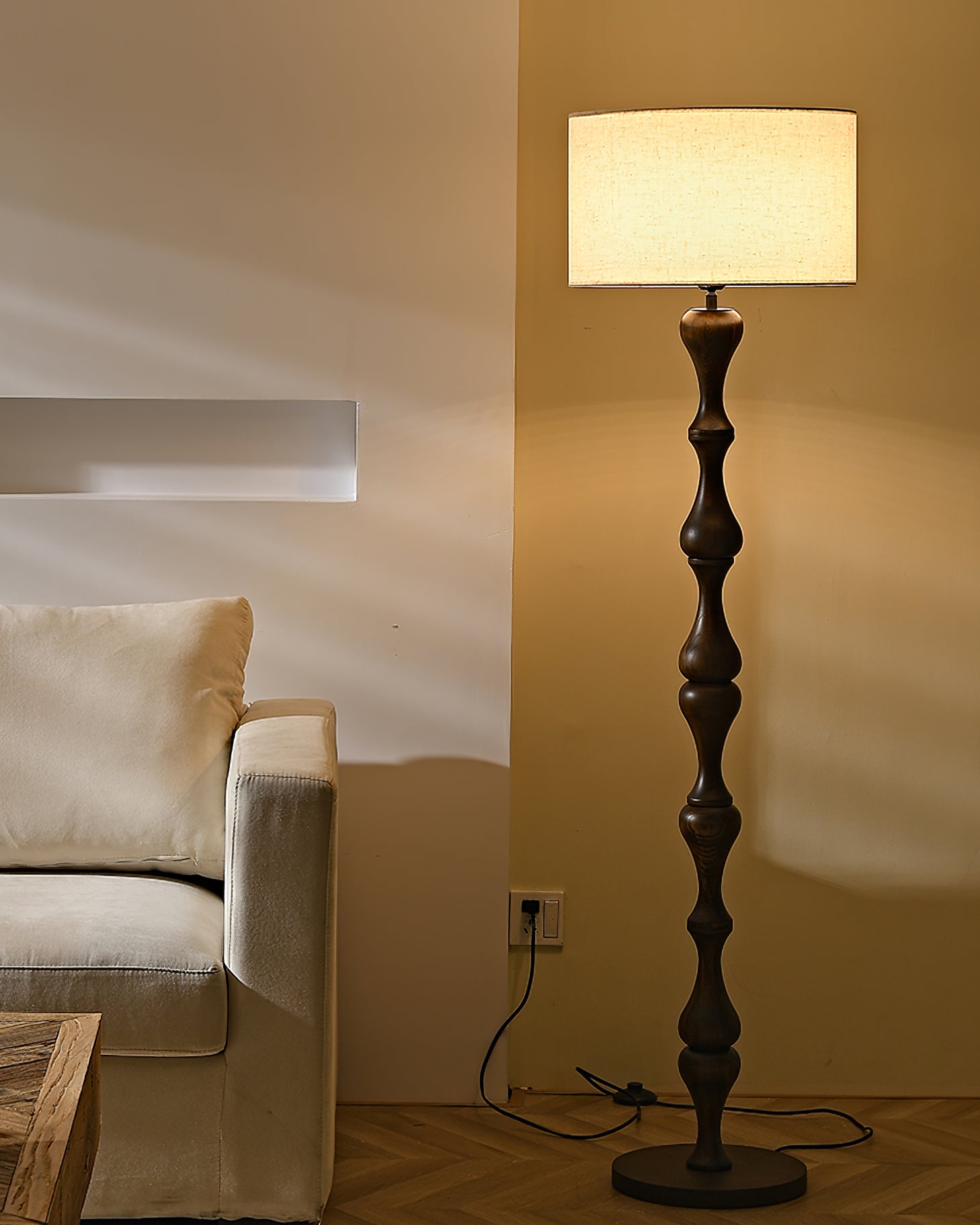 RAVENSCROFT TALL STANDING ILLUMINATOR