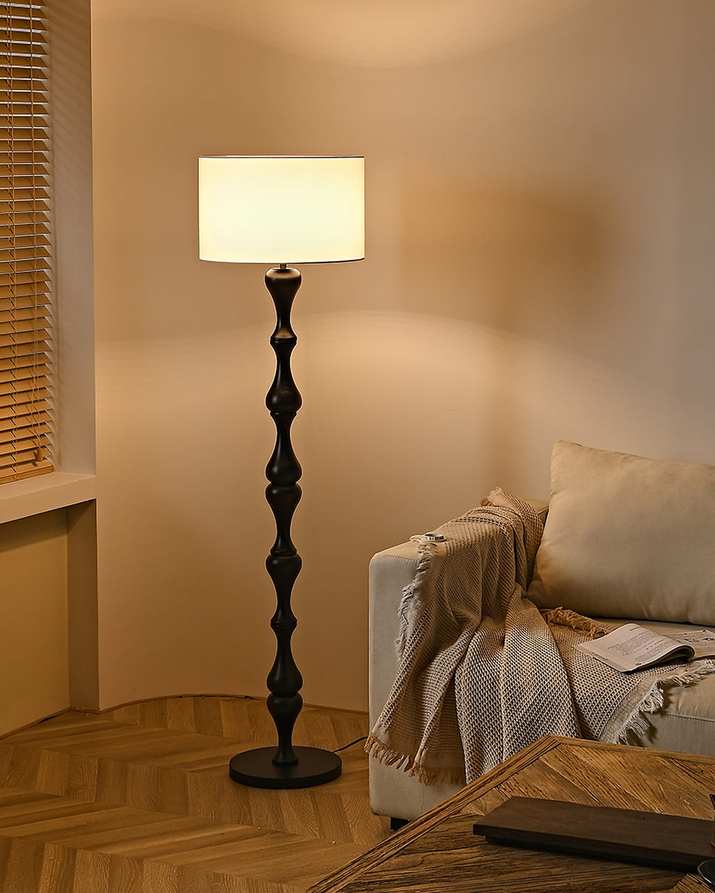 RAVENSCROFT TALL STANDING ILLUMINATOR