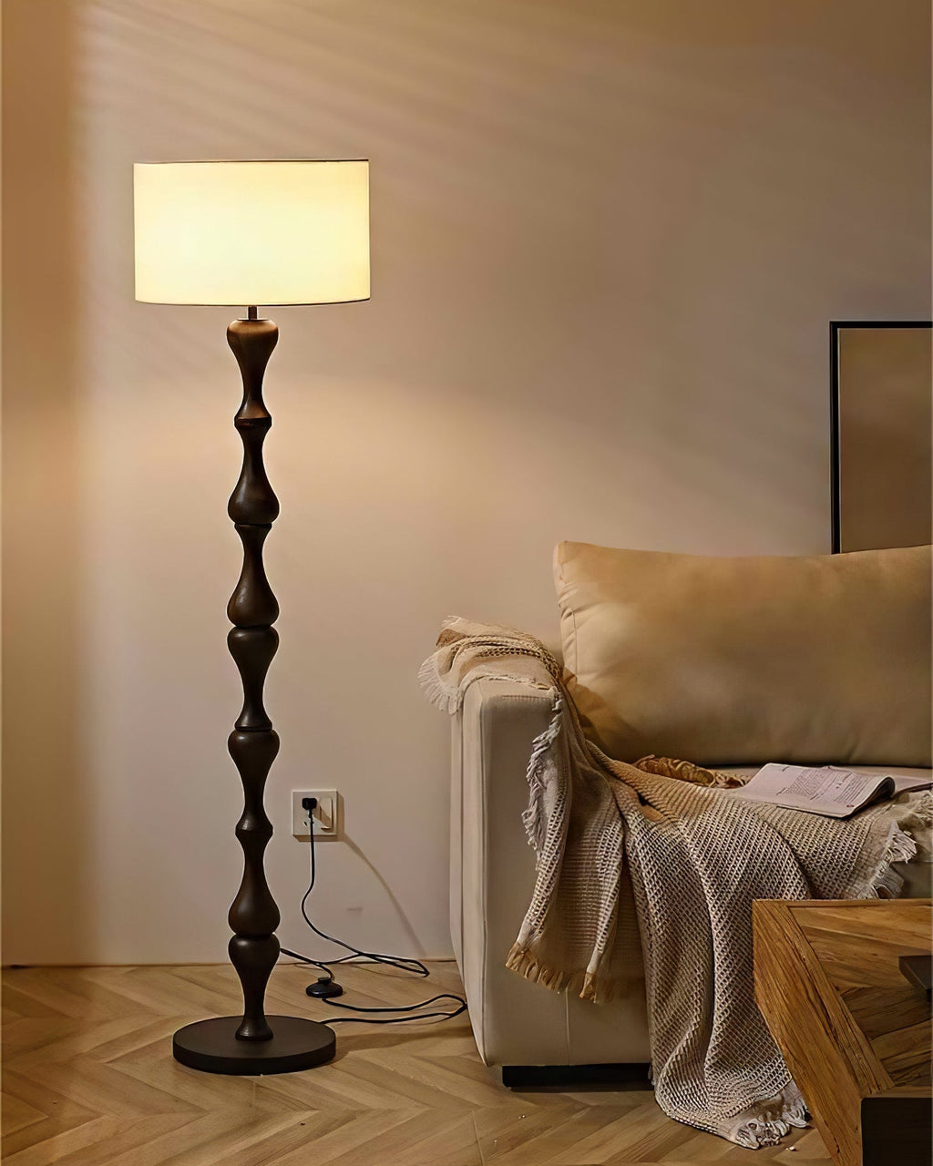 RAVENSCROFT TALL STANDING ILLUMINATOR
