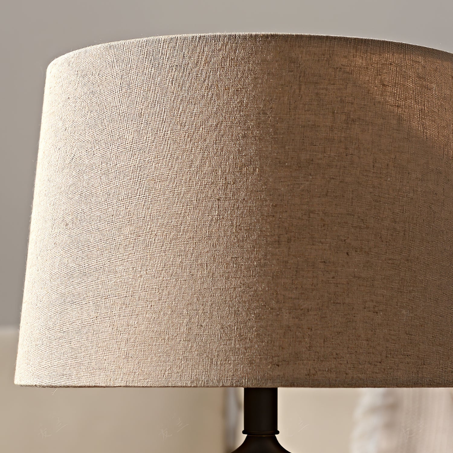 Farnsworth Porcelain Glow Table Light