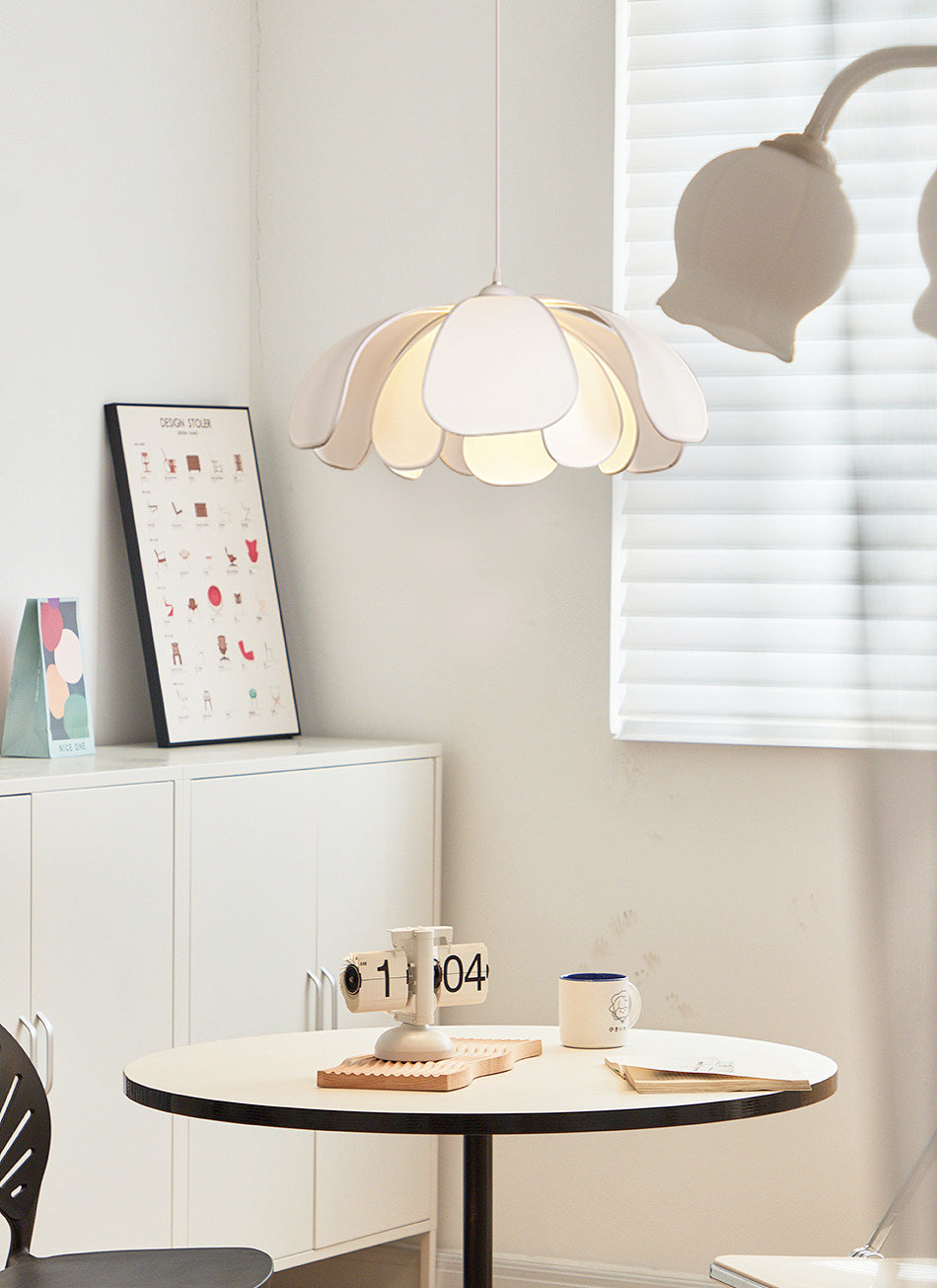 ALDERSON HANGING GLOBE LUMINAIRE