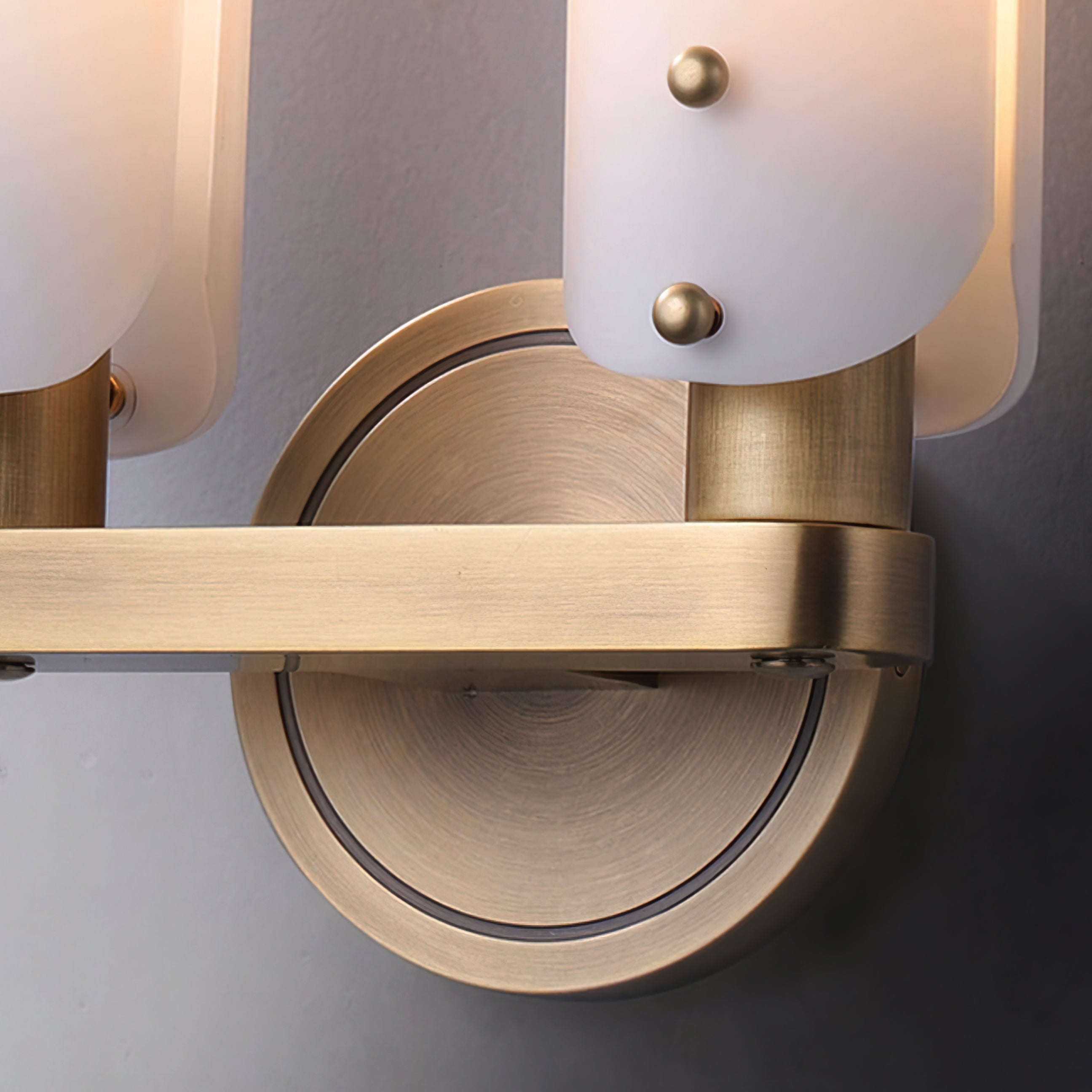 Chesterfield Vintage Lantern Wall Sconce