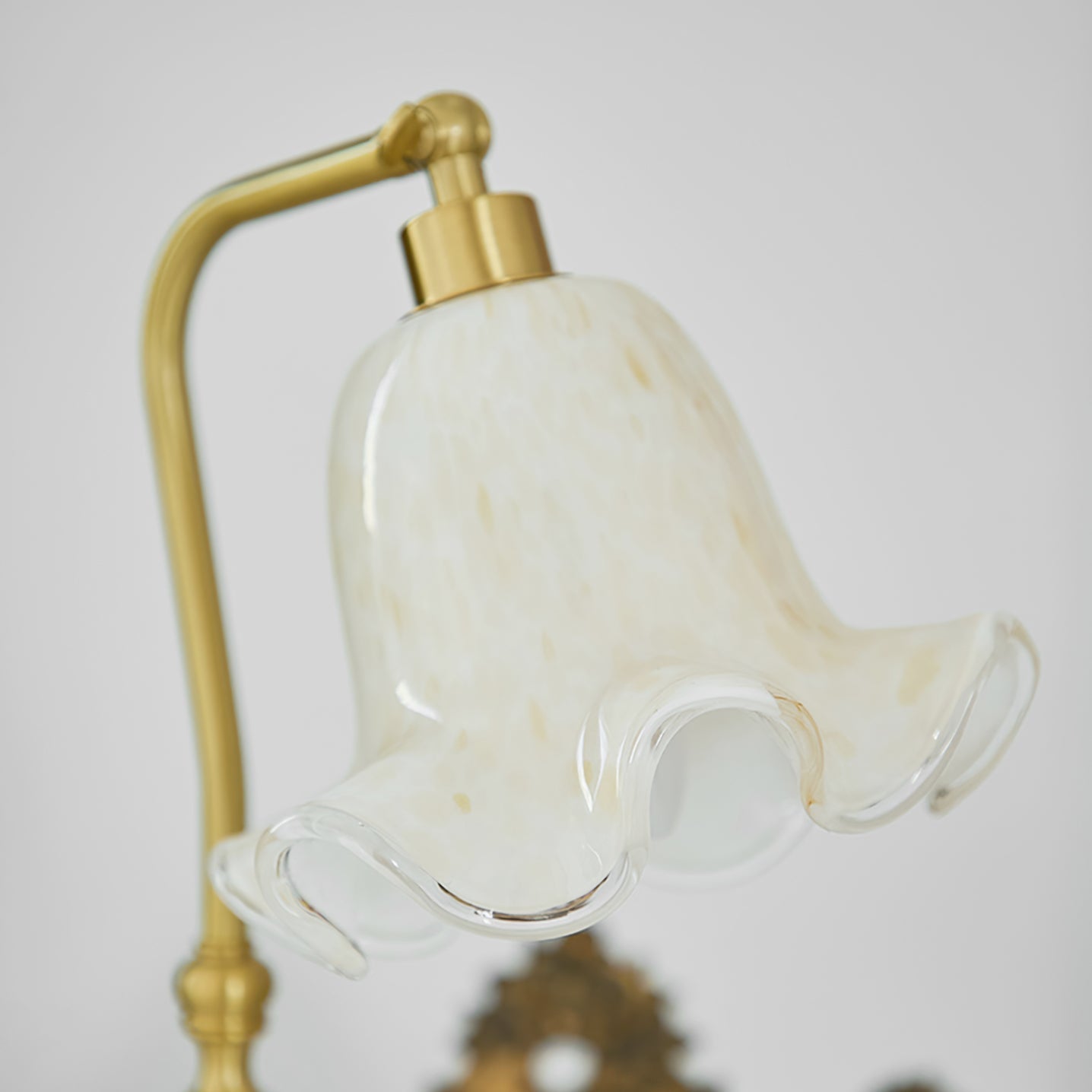 WINTHORPE ARTISANAL GLAZED TABLE LIGHT