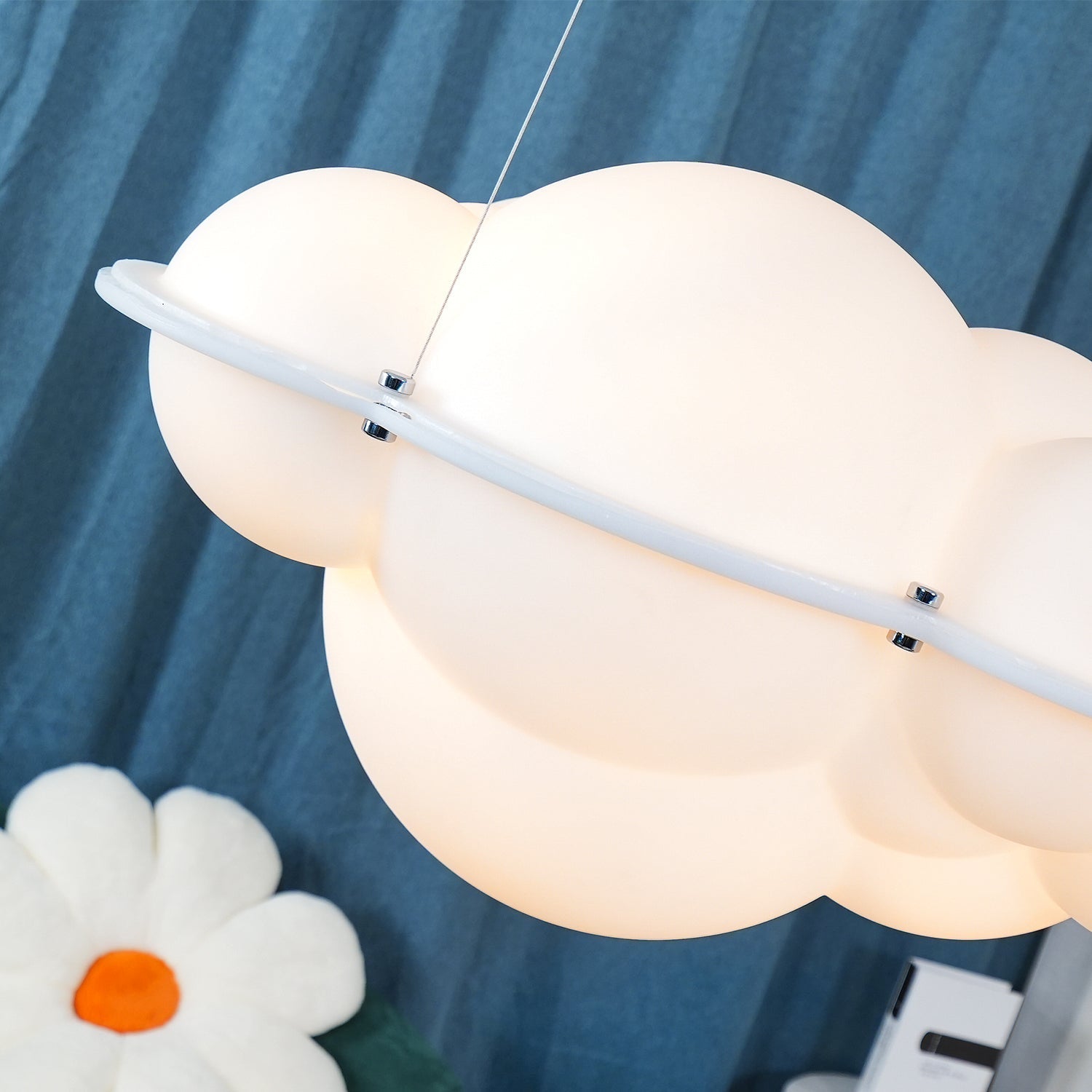 WINTERBOURNE CLOUD-SHAPED HANGING LIGHT