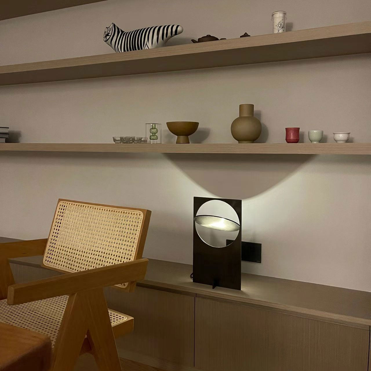 WINTHROP WOVEN SHADE TABLE LANTERN