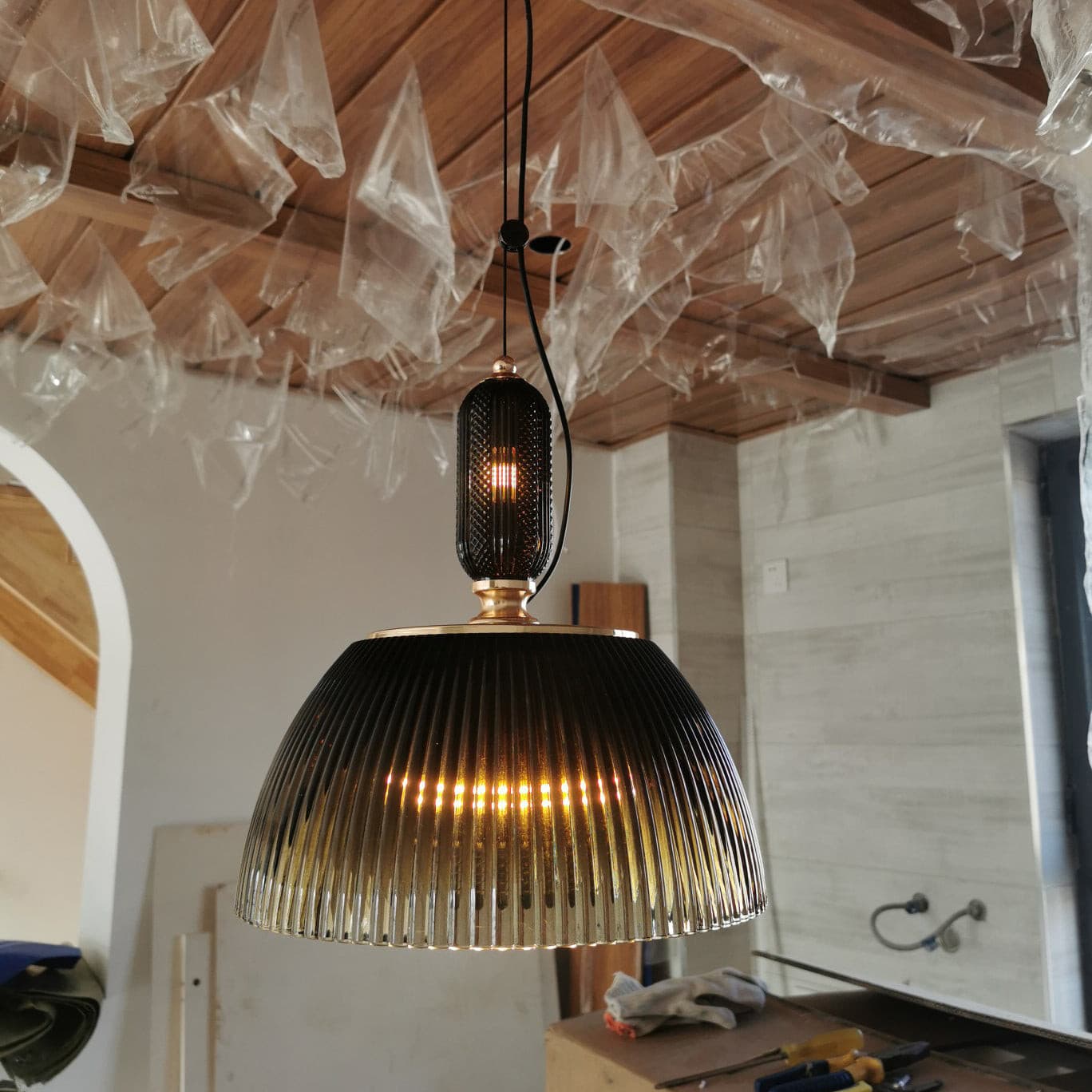 WINTERBORNE SINGLE HANGING LANTERN