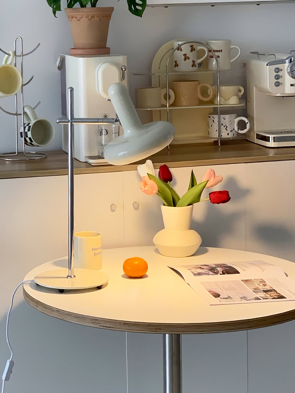 FENWICK GLOWING HORIZON TABLE LANTERN