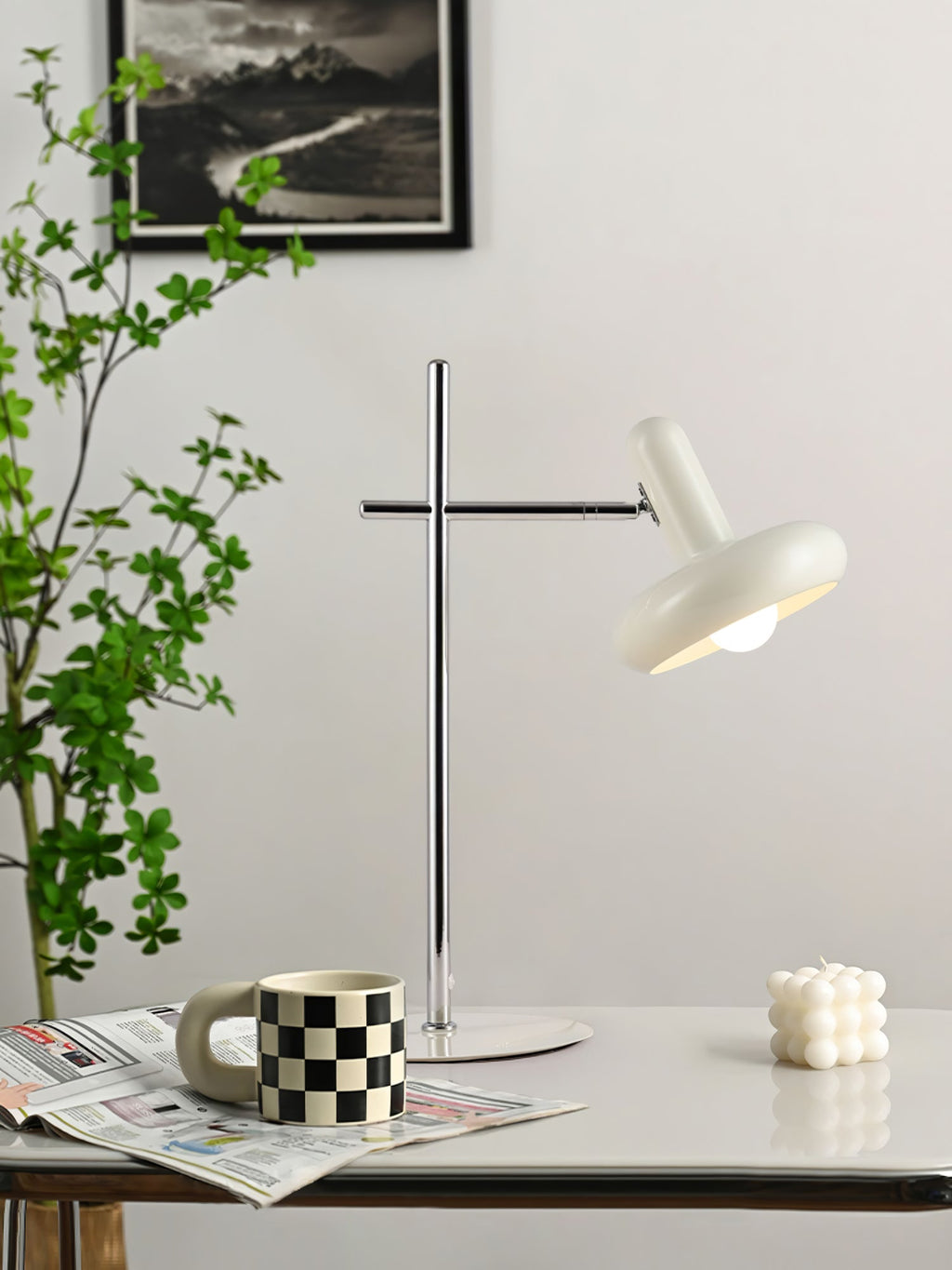 FENWICK GLOWING HORIZON TABLE LANTERN