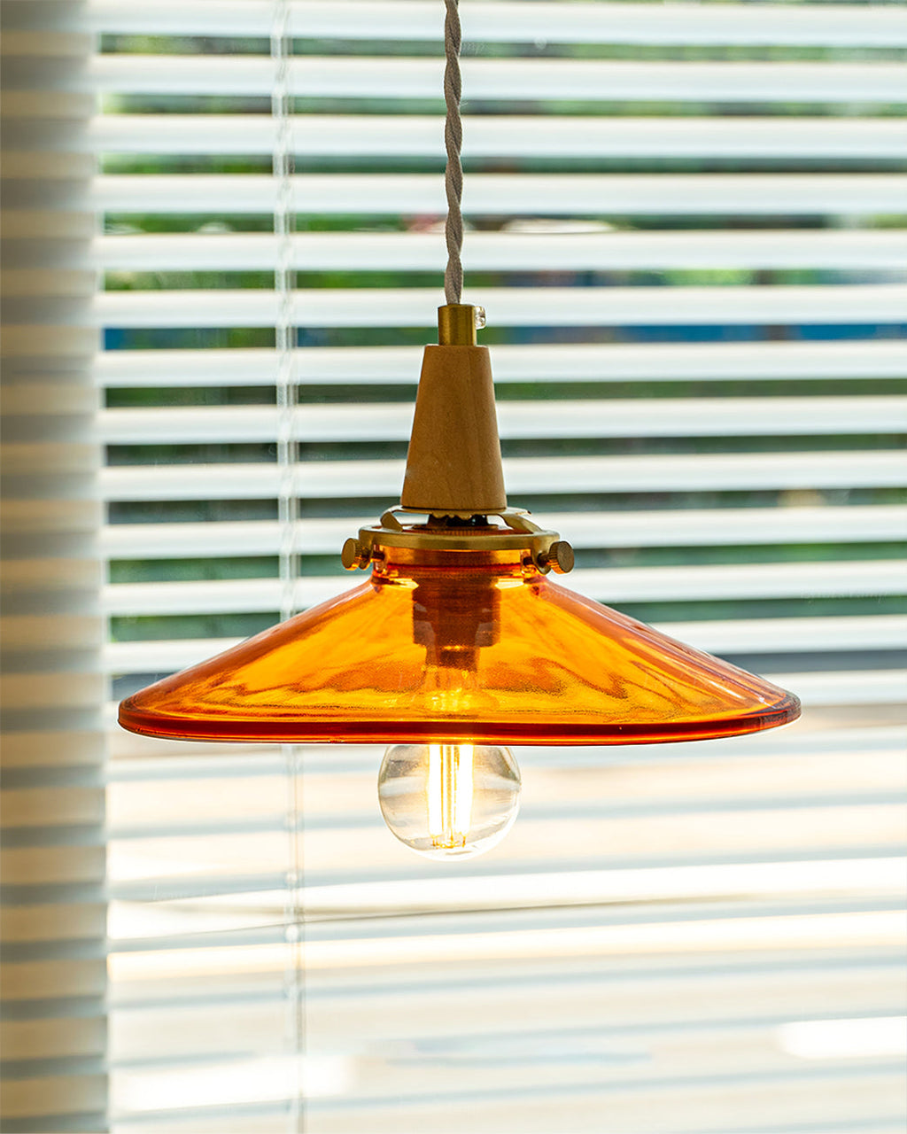 CARLISLE AMBER GLASS HANGING LANTERN