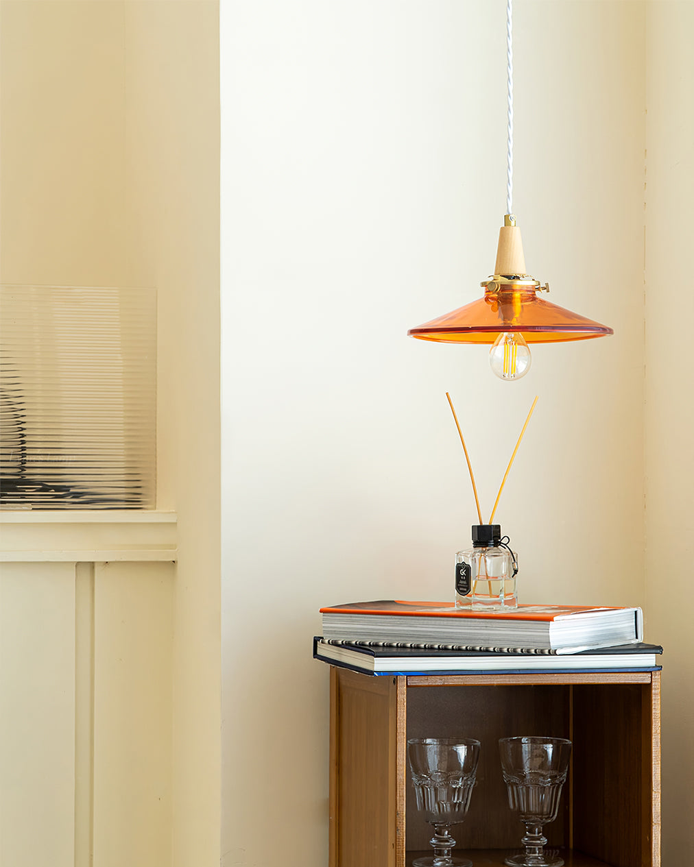 CARLISLE AMBER GLASS HANGING LANTERN