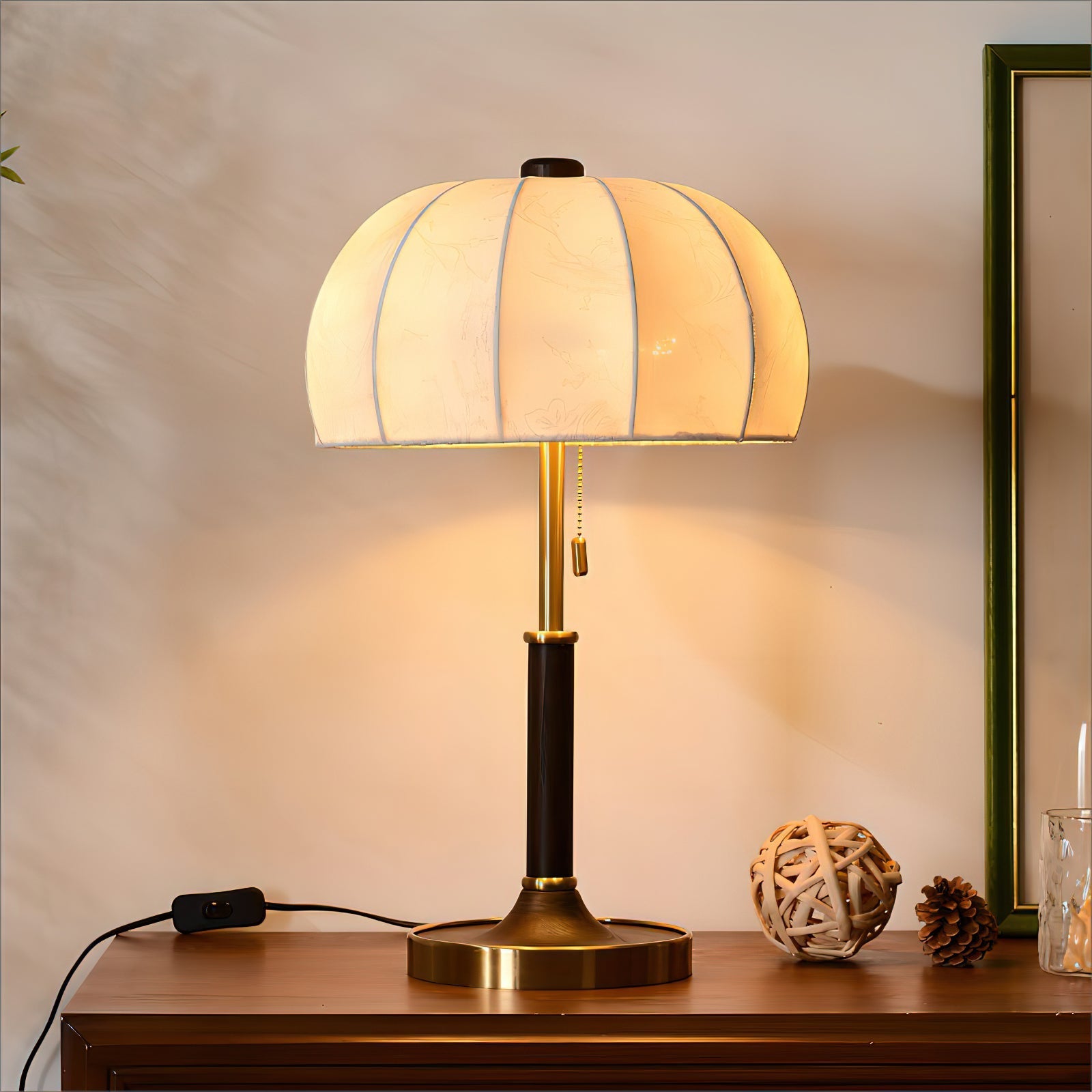 CHARLESTON BLOOM TEXTILE LAMP