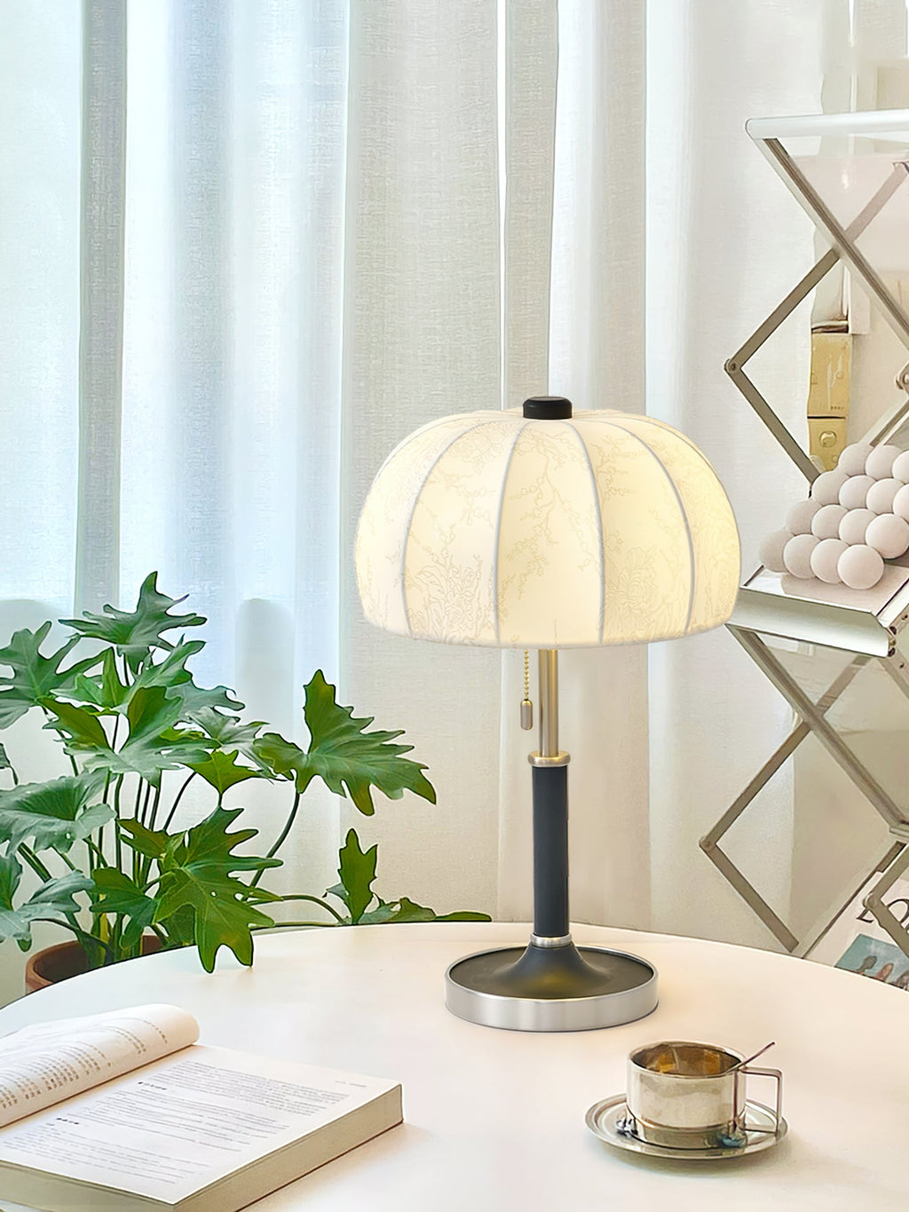 CHARLESTON BLOOM TEXTILE LAMP