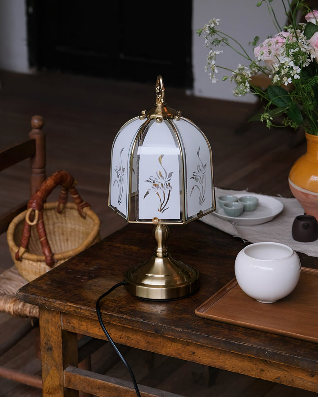 VIOLETTA CRYSTAL FLUTE TABLE LAMP