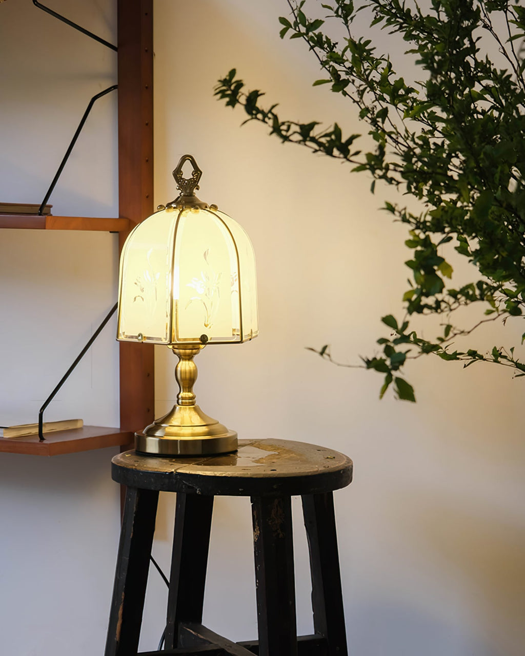 VIOLETTA CRYSTAL FLUTE TABLE LAMP