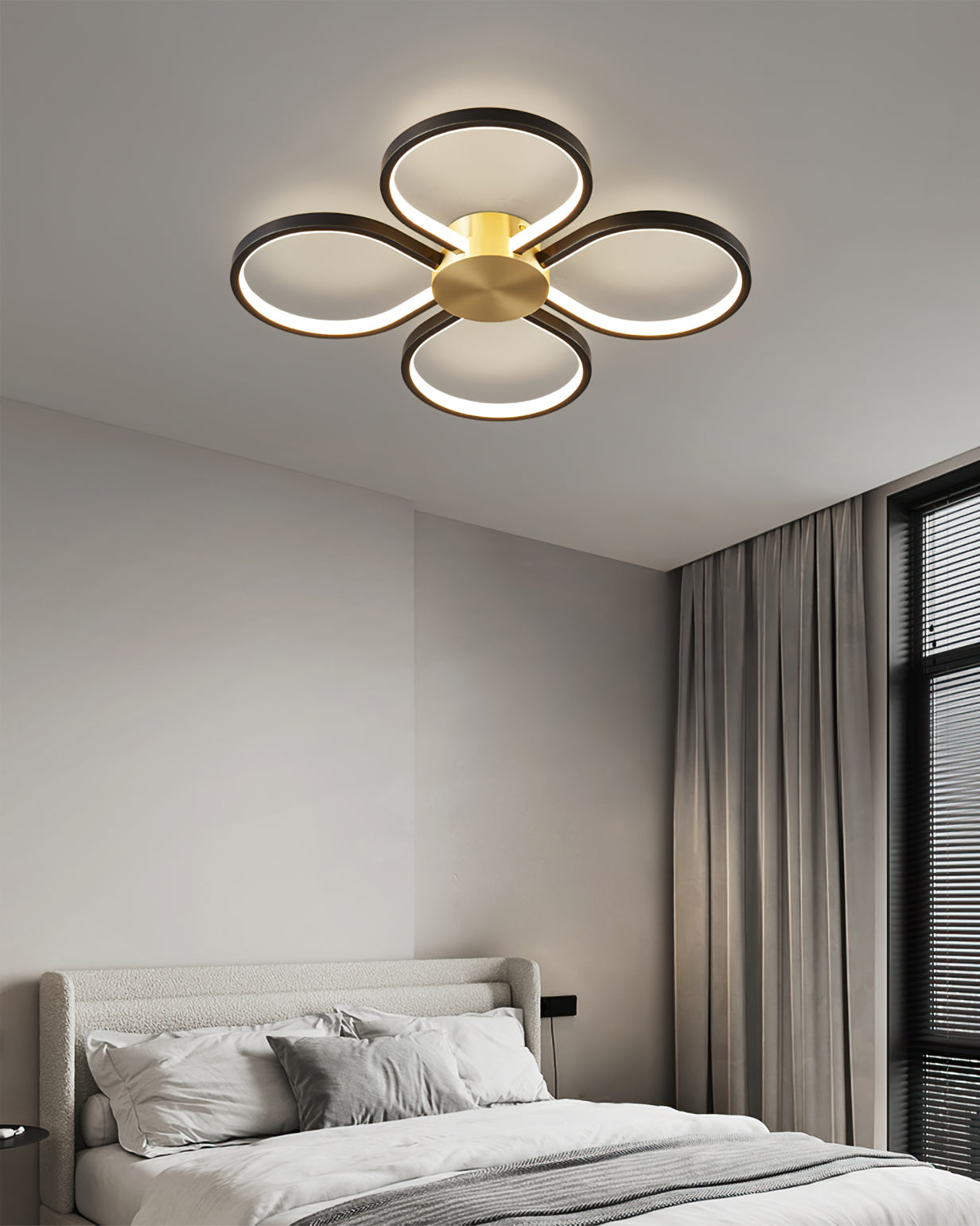 RAVENSCROFT STARBURST CEILING LIGHT