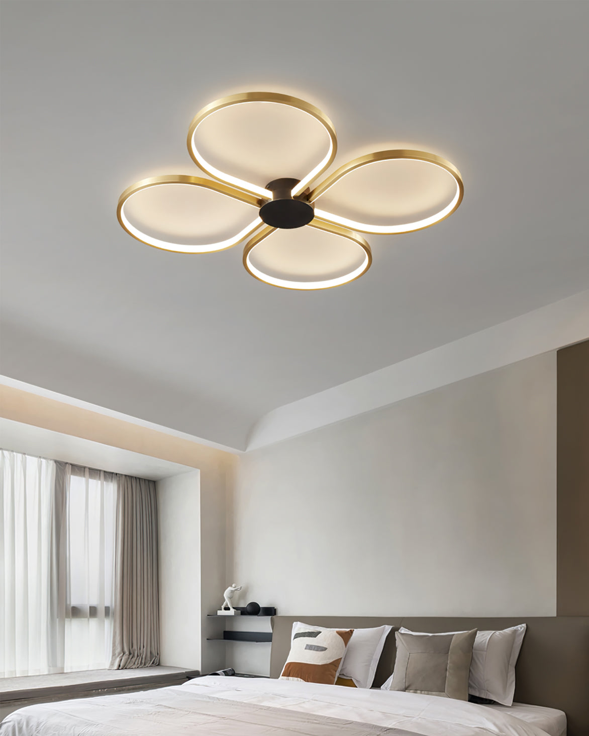 RAVENSCROFT STARBURST CEILING LIGHT
