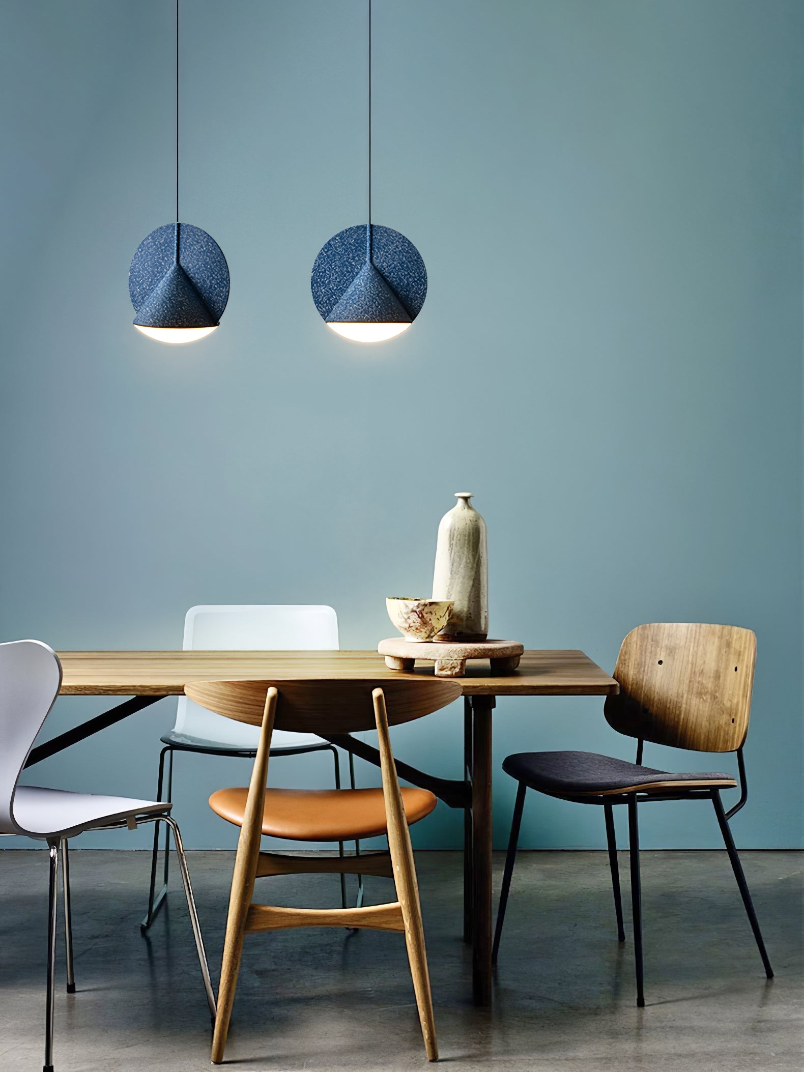 ALDERSON GLOW RESIN HANGING LANTERN