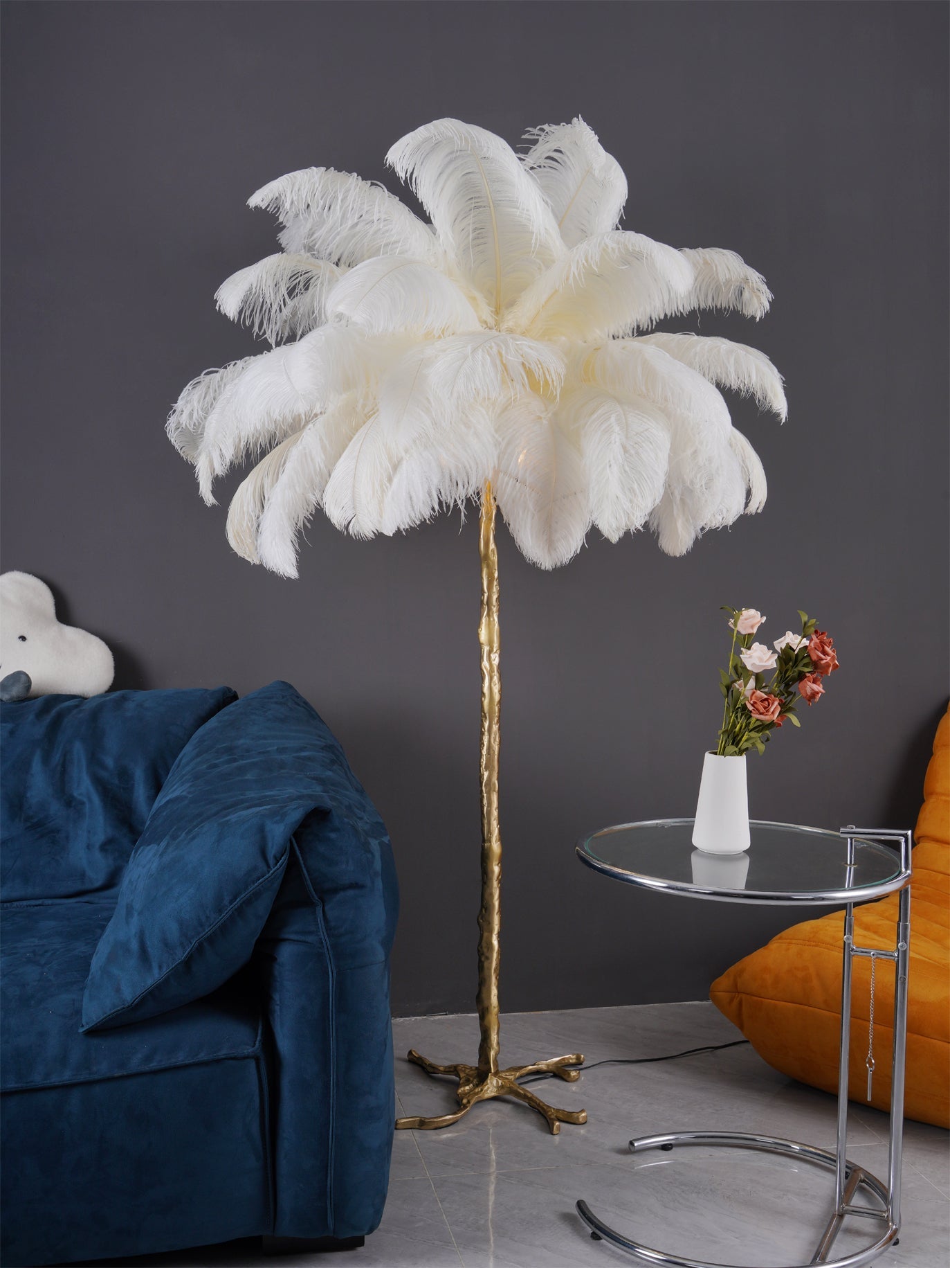 WINDSOR PLUME BRASS LAMP