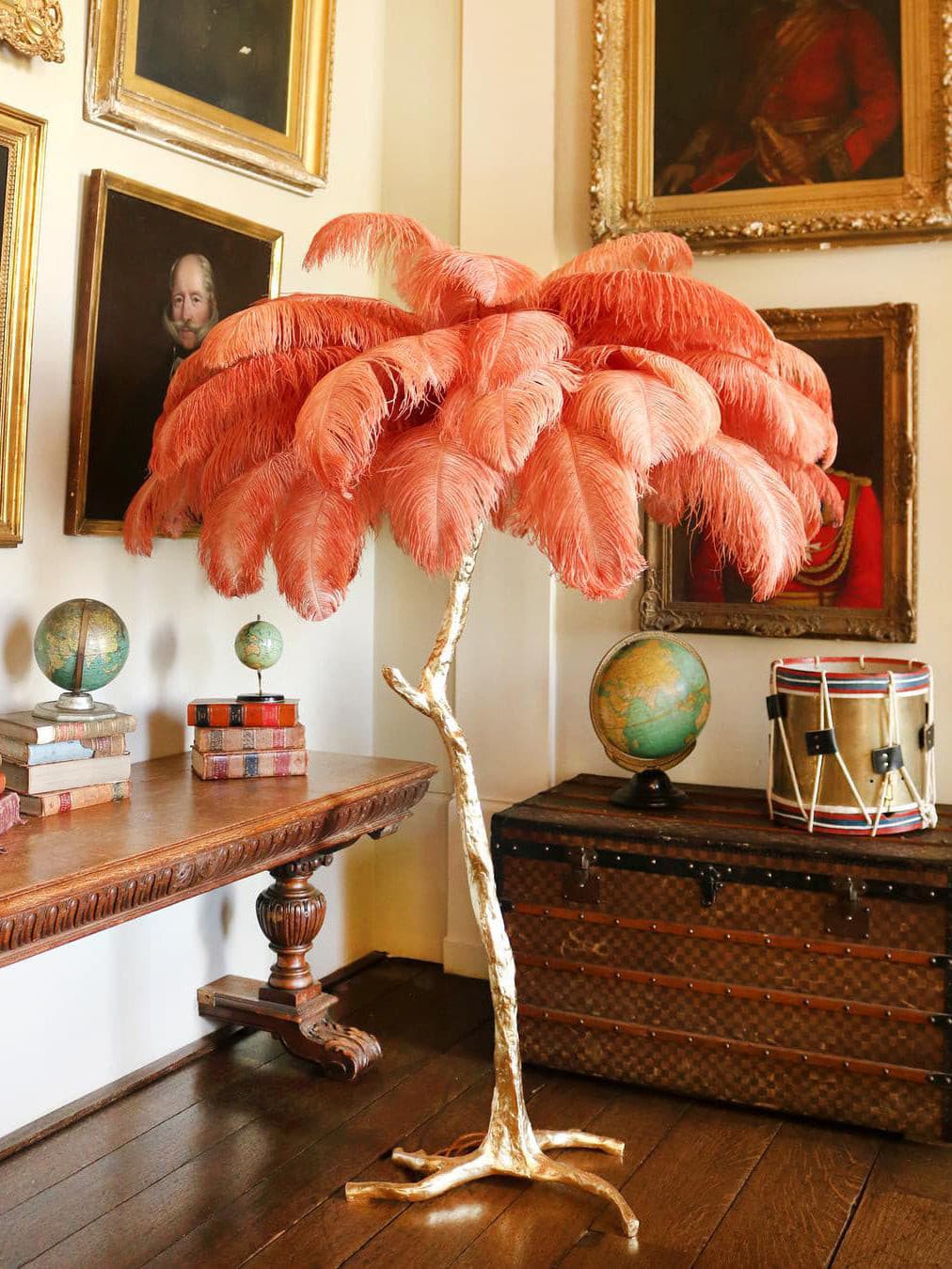 WINDSOR PLUME BRASS LAMP