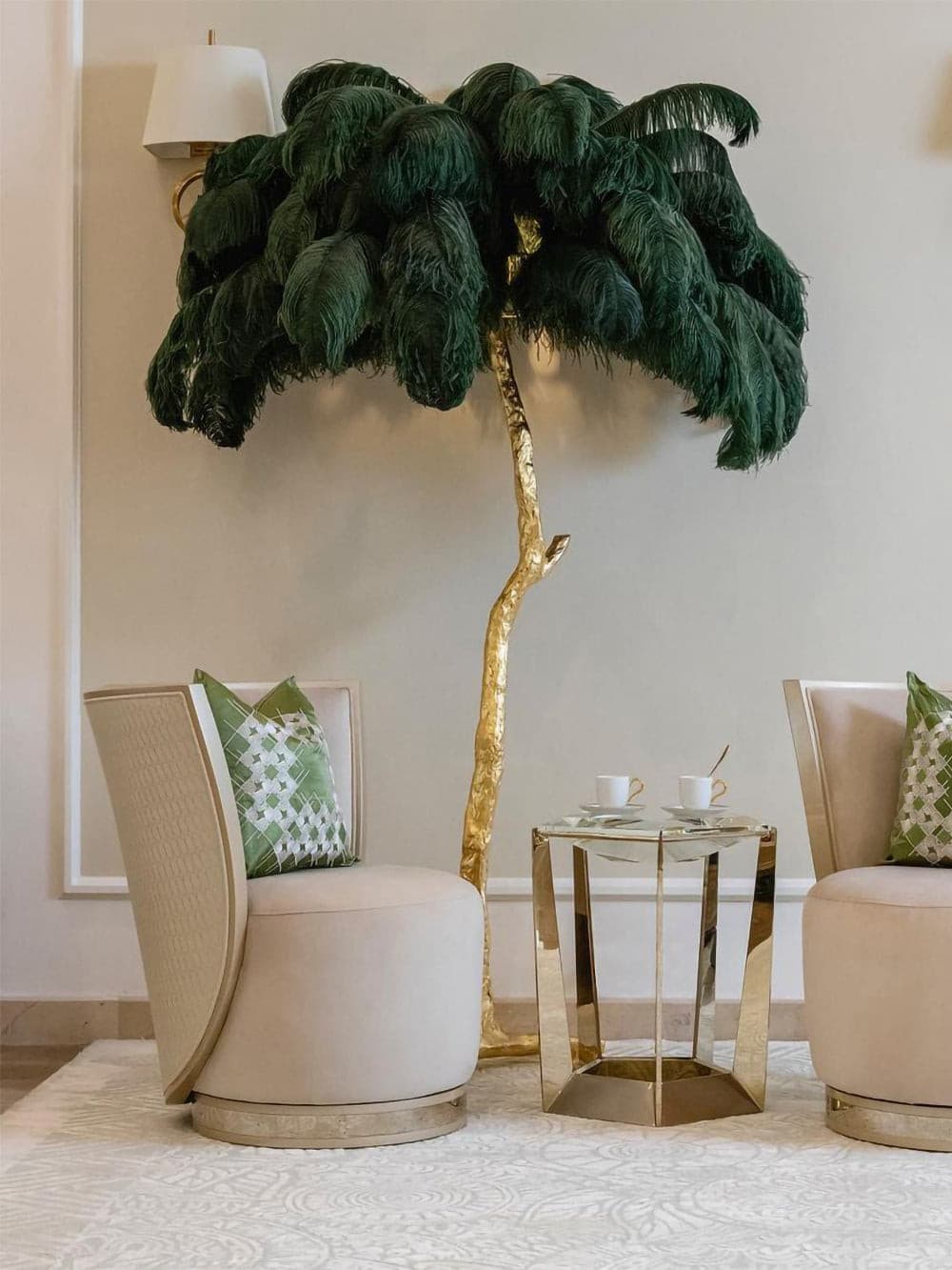 WINDSOR PLUME BRASS LAMP