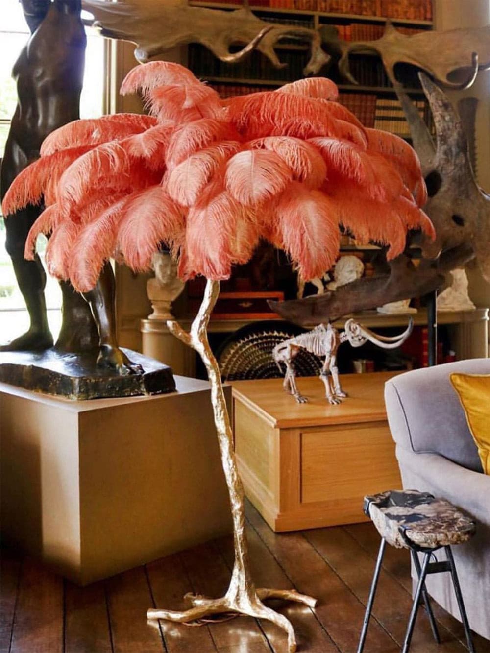 WINDSOR PLUME BRASS LAMP
