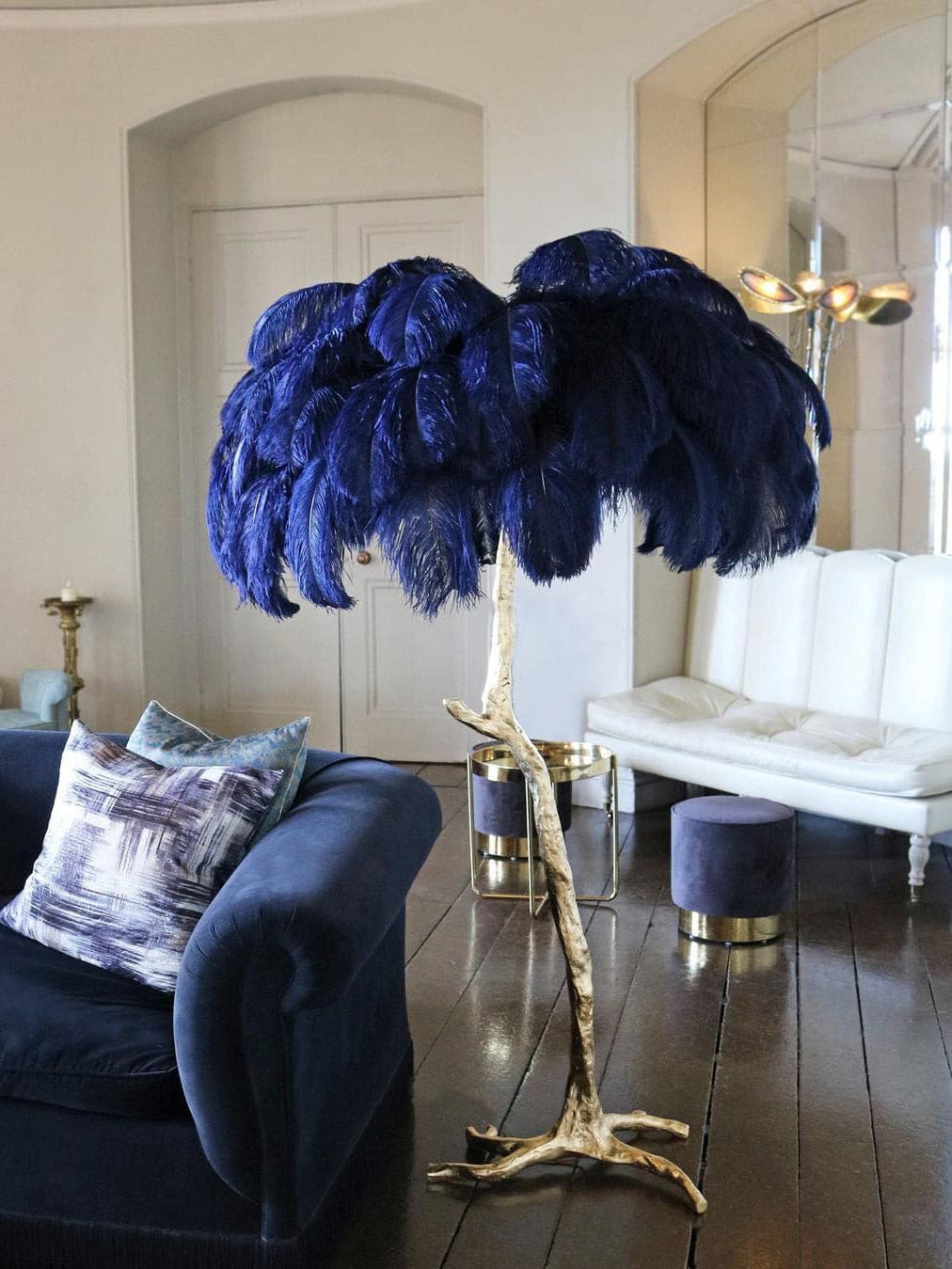 WINDSOR PLUME BRASS LAMP