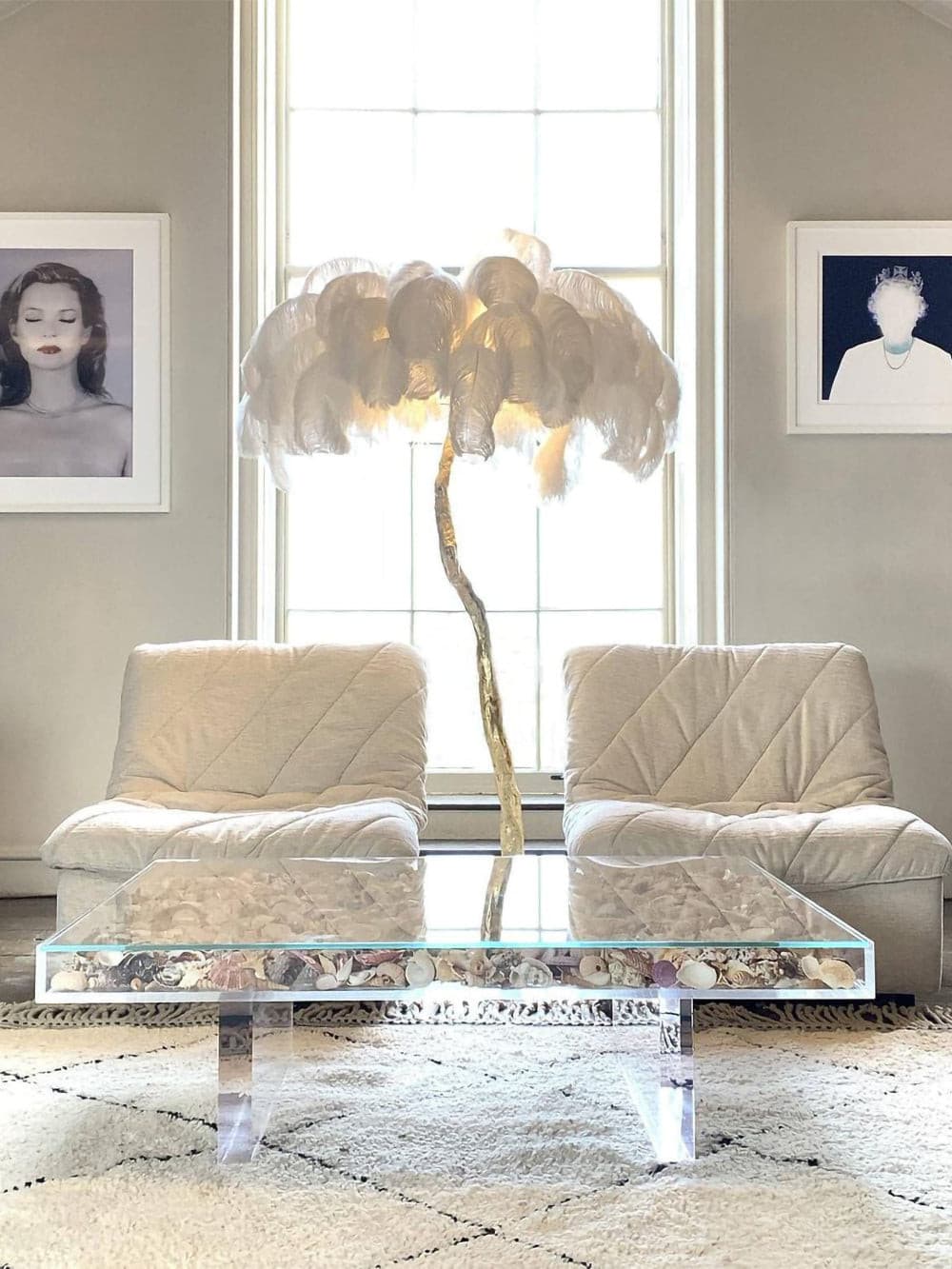 WINDSOR PLUME BRASS LAMP