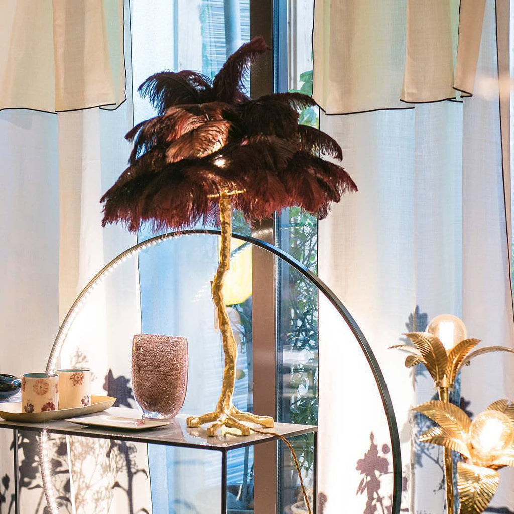 VIVIENNE PLUME ILLUMINATED STAND