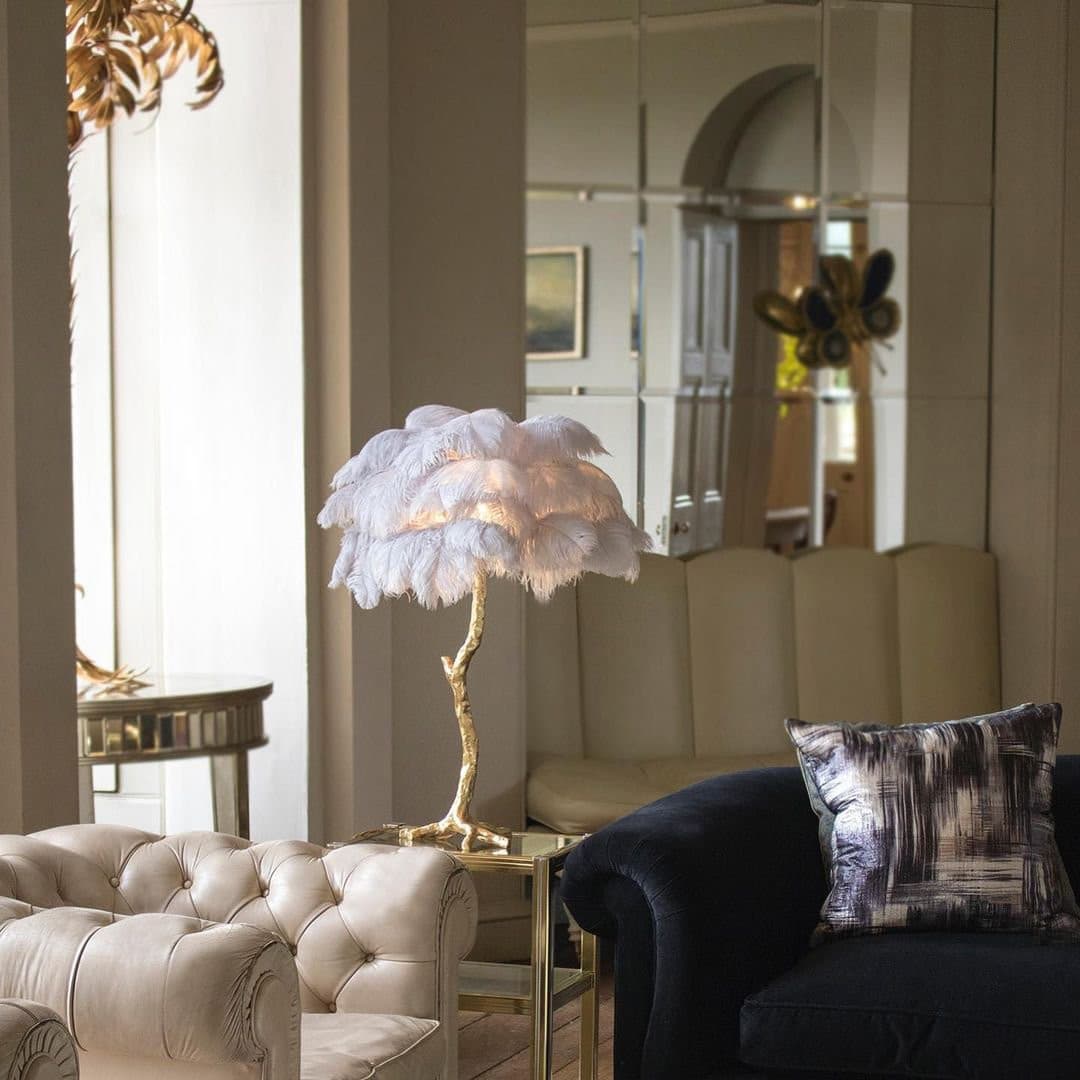 VIVIENNE PLUME ILLUMINATED STAND