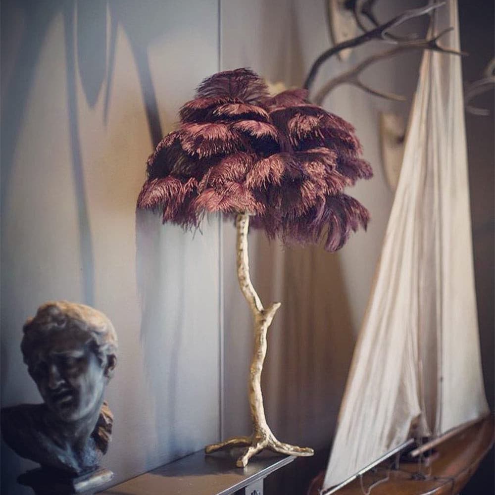 VIVIENNE PLUME ILLUMINATED STAND