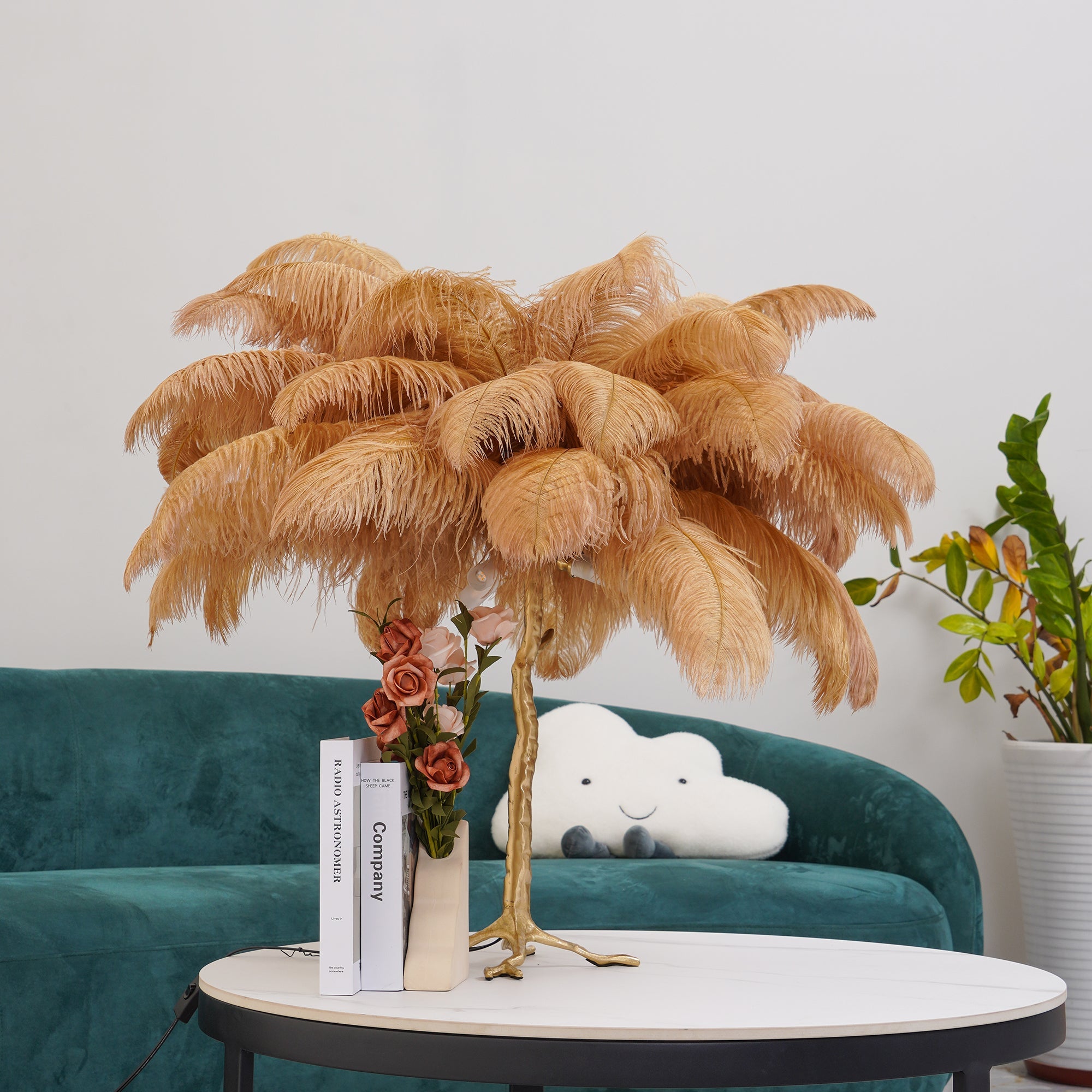 VIVIENNE PLUME ILLUMINATED STAND