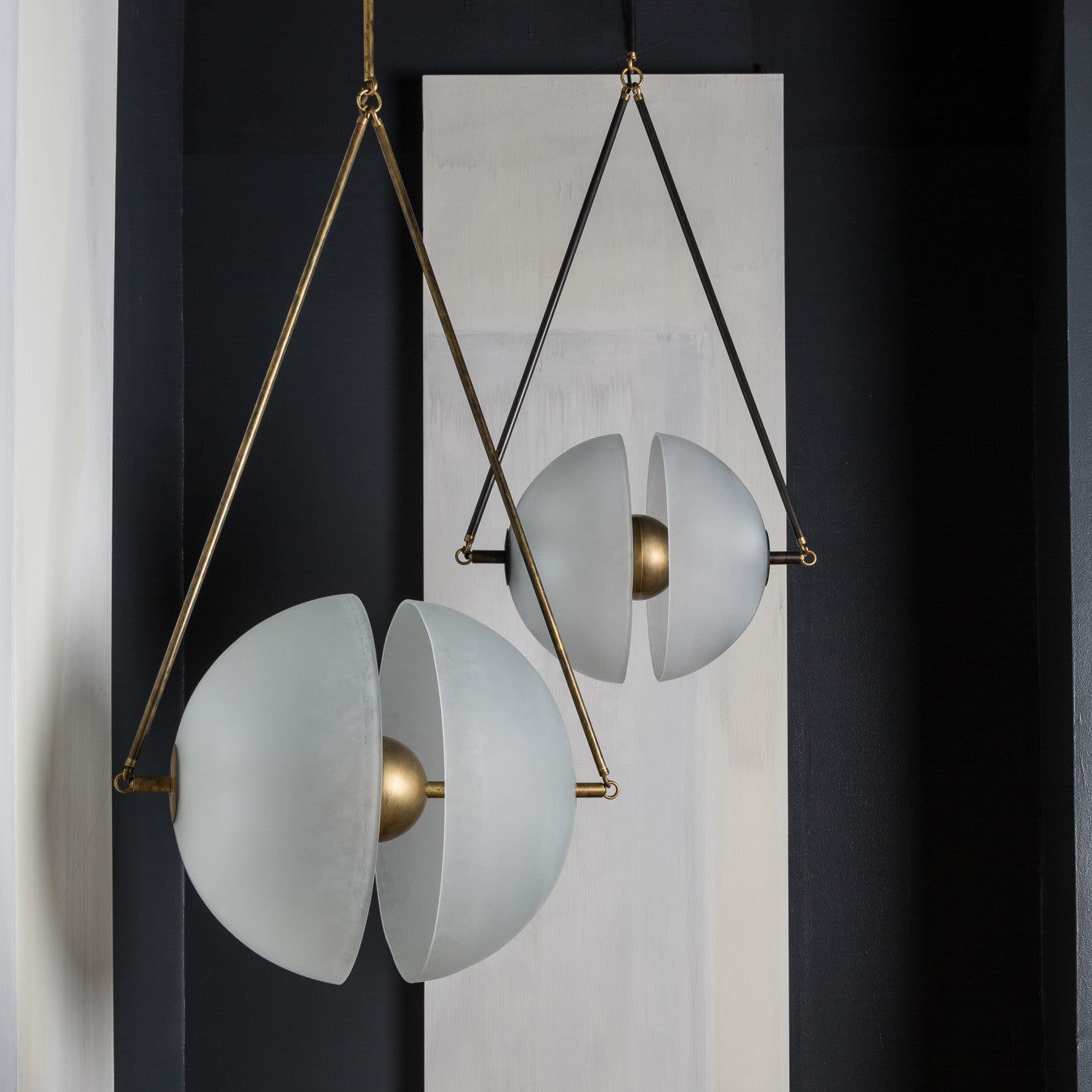 WINTHORPE PEARLIZED GLASS PENDANT LIGHT