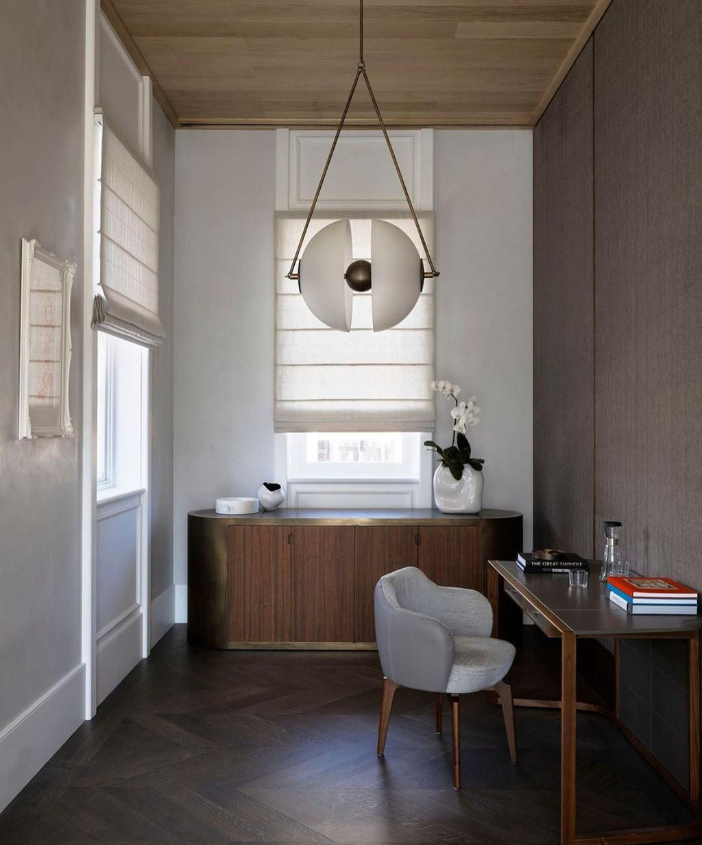 WINTHORPE PEARLIZED GLASS PENDANT LIGHT