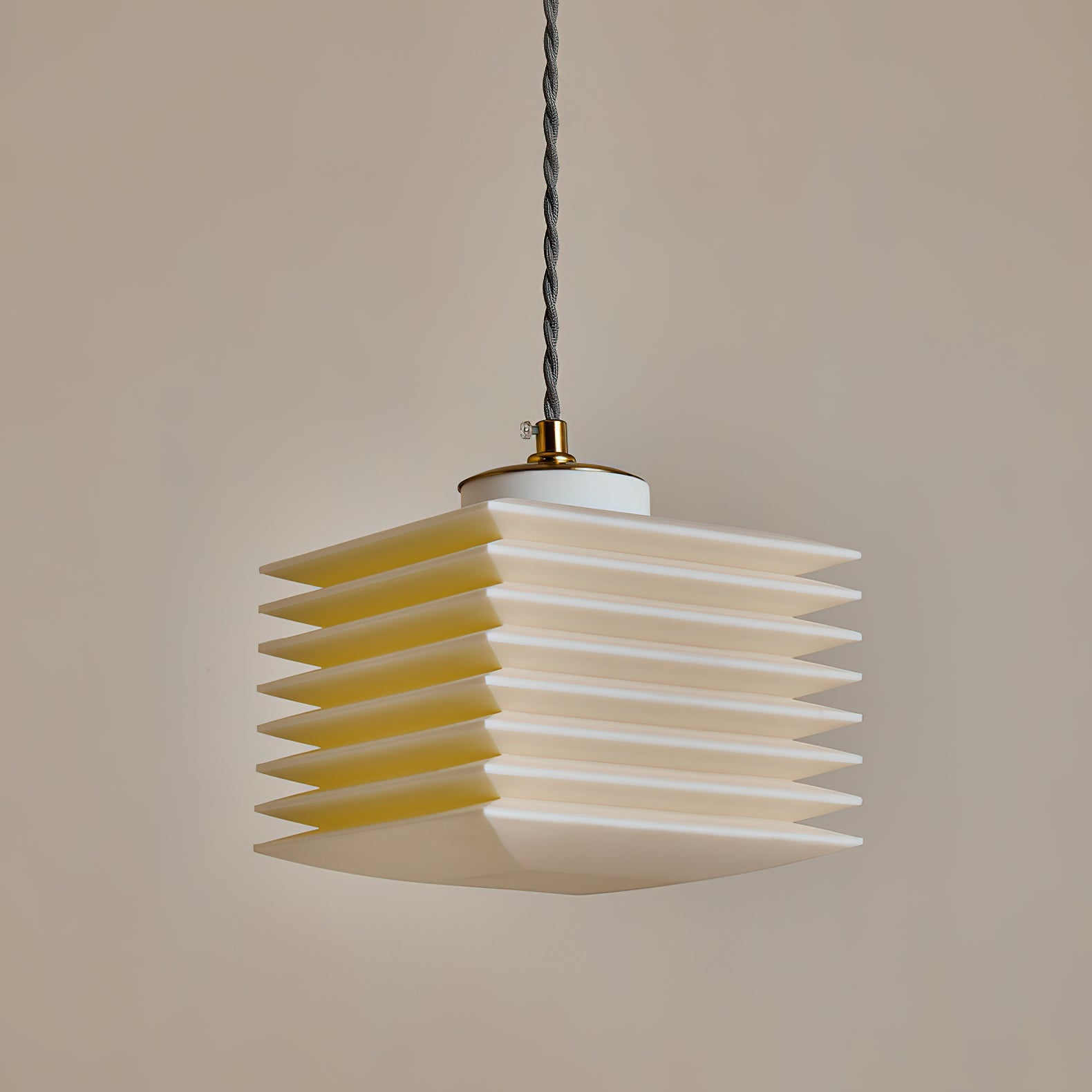 WINDSOR ORIENTAL INFLUENCE HANGING LANTERN