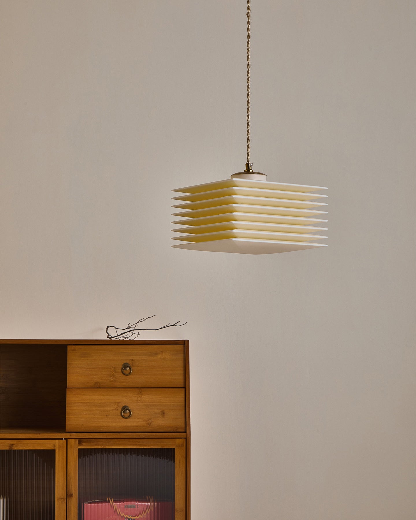 WINDSOR ORIENTAL INFLUENCE HANGING LANTERN